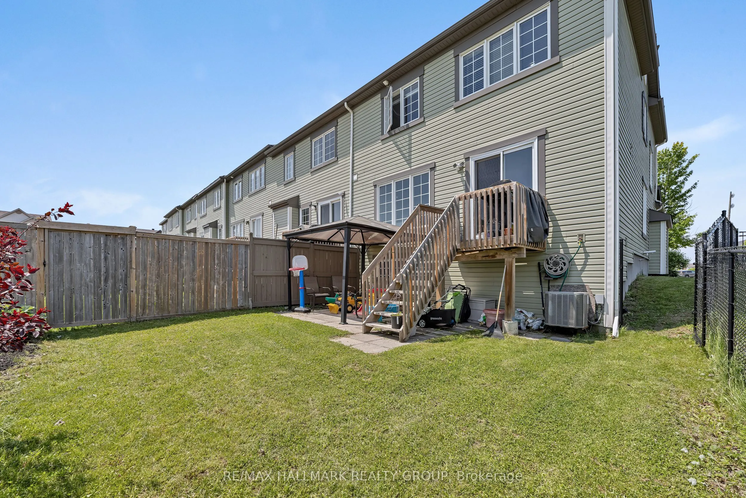 334 ASTELIA Crescent
