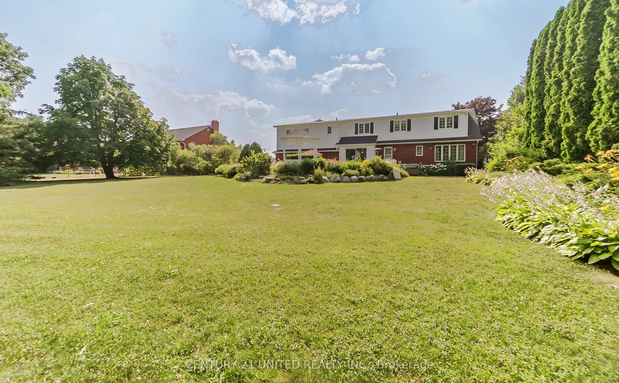 1656 Champlain Drive