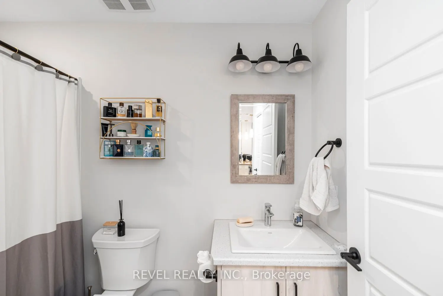 3998 Victoria Avenue, #408