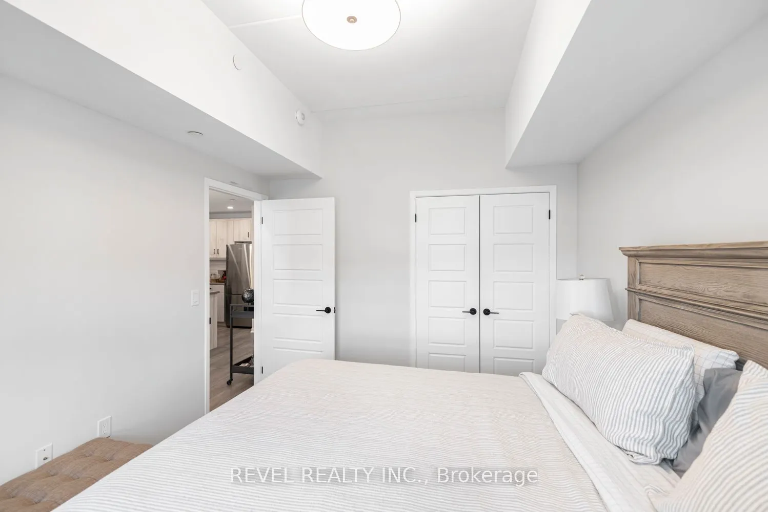 3998 Victoria Avenue, #408