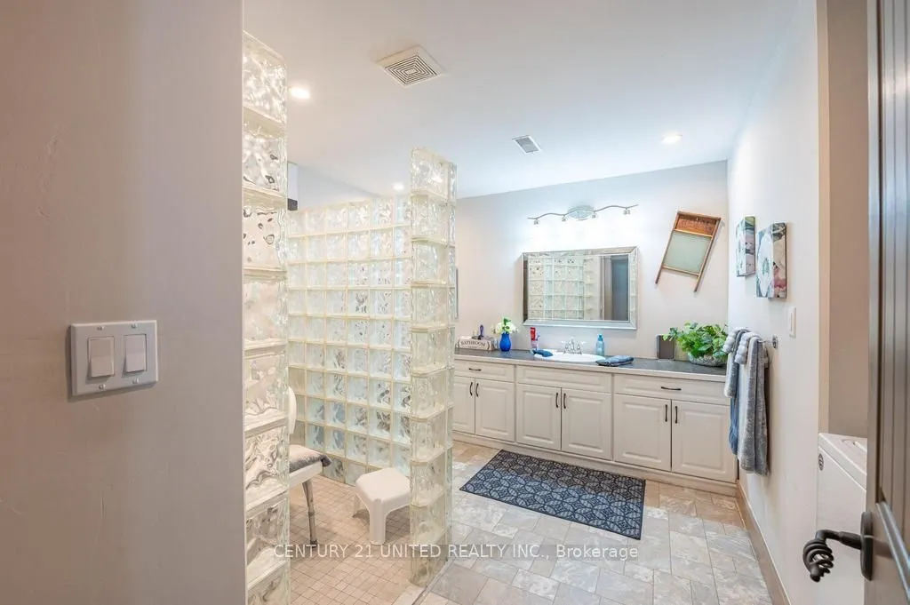 15 Trillium Court