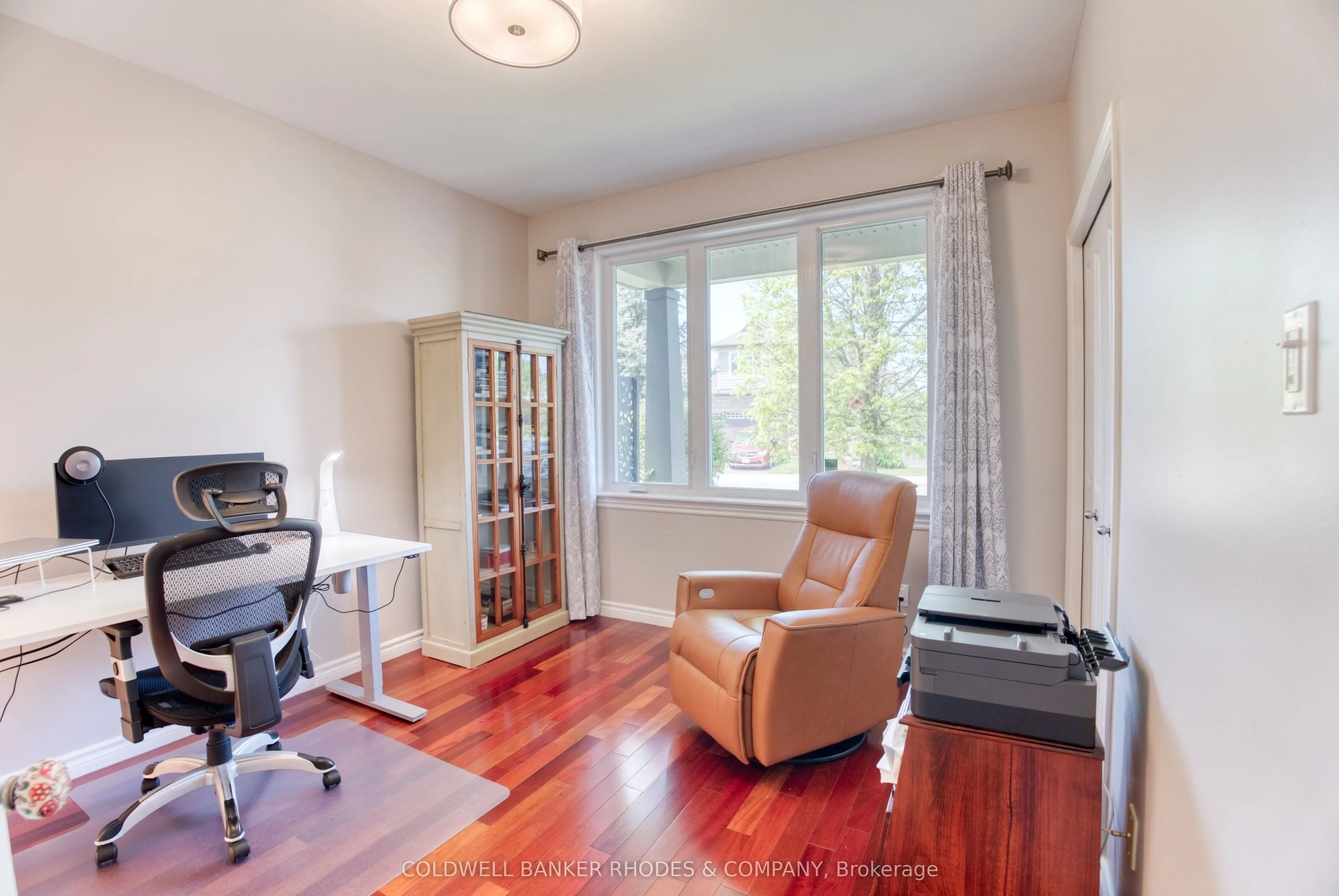 454 Creekview Way