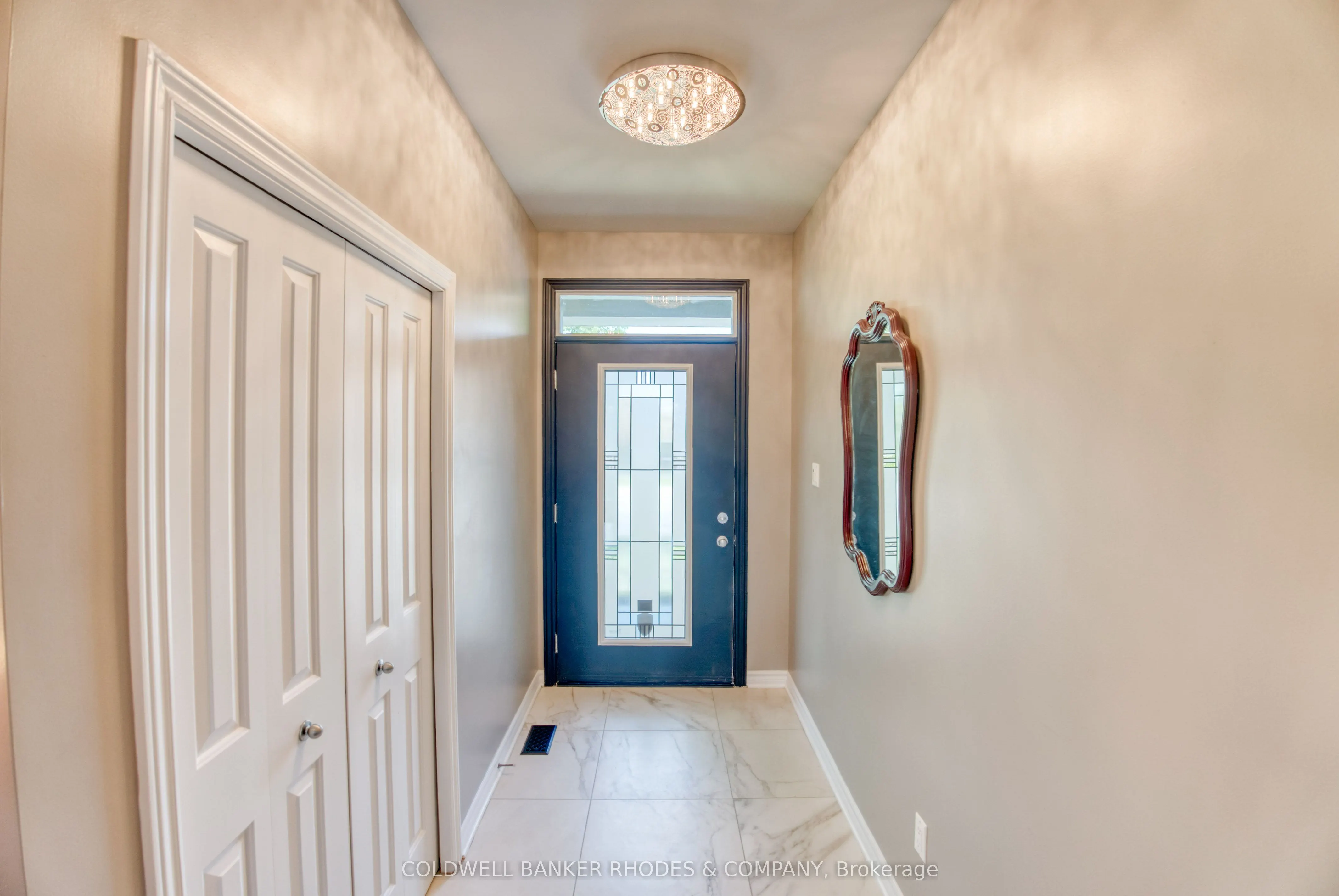 454 Creekview Way