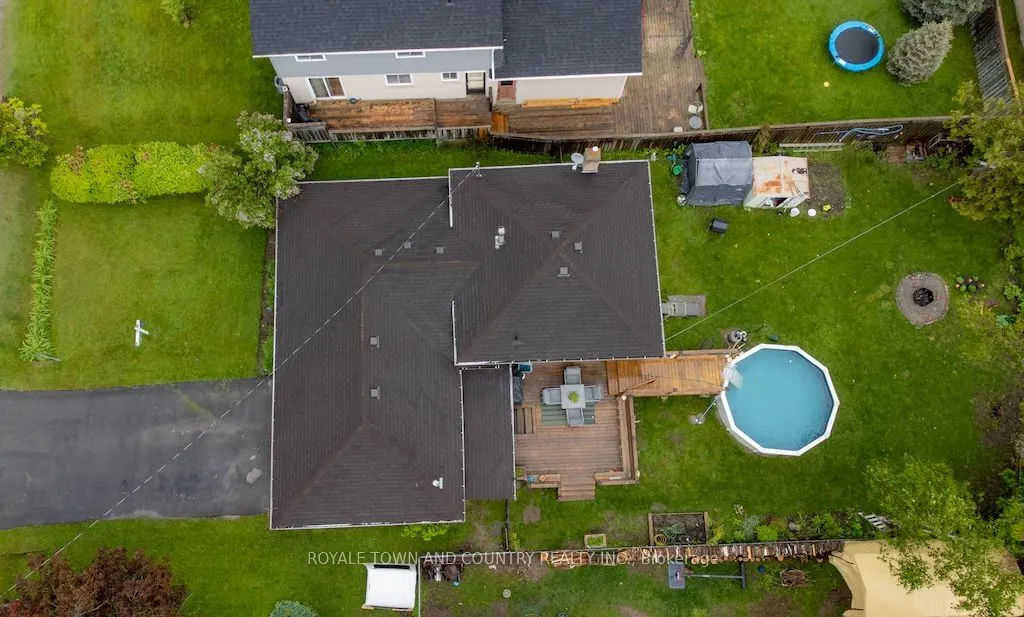 24 Mohawk Drive