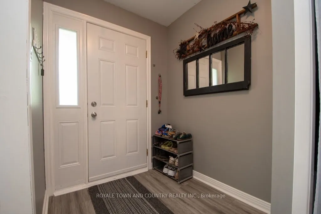 24 Mohawk Drive