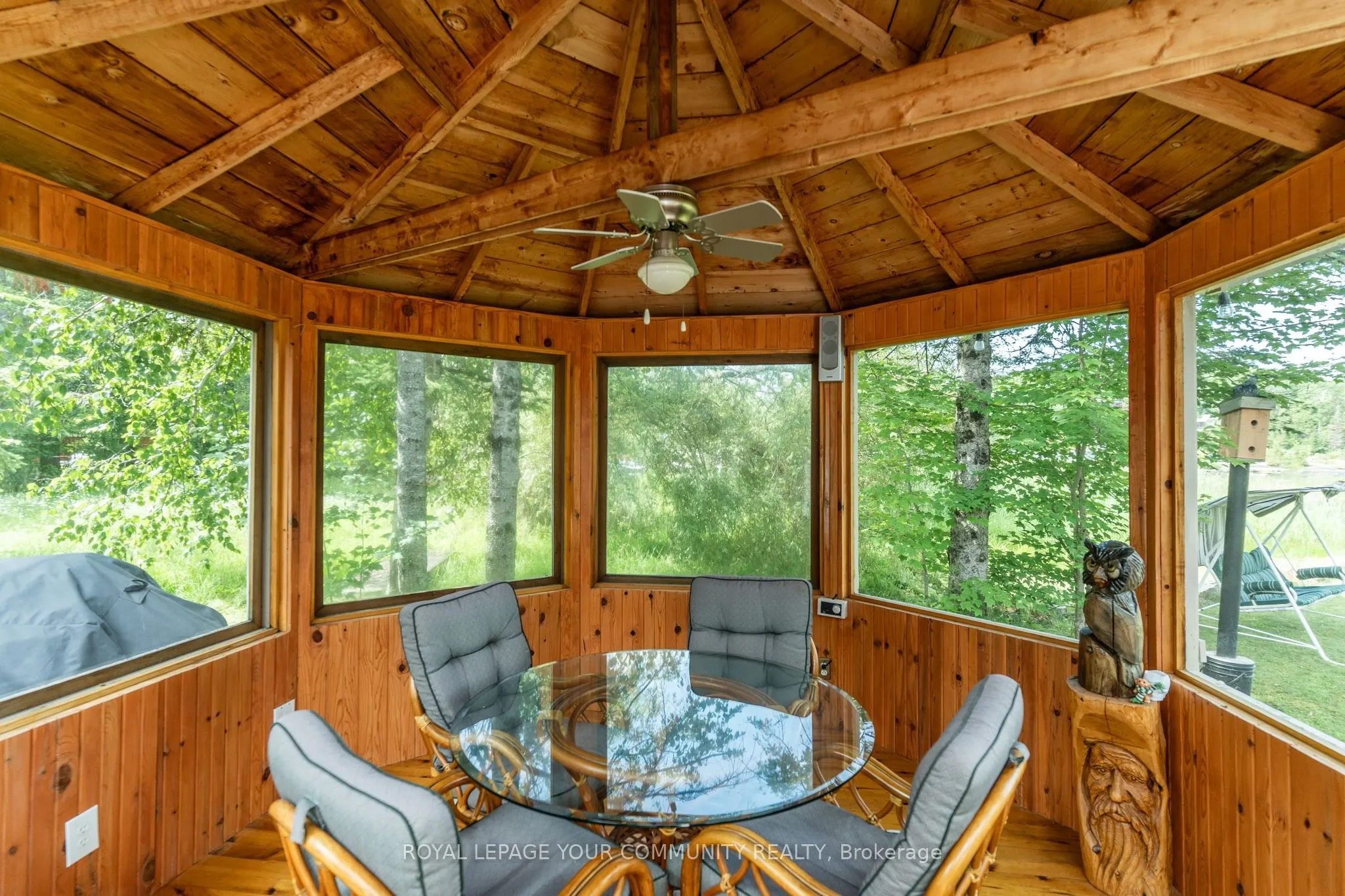 1139 Canuck Trail