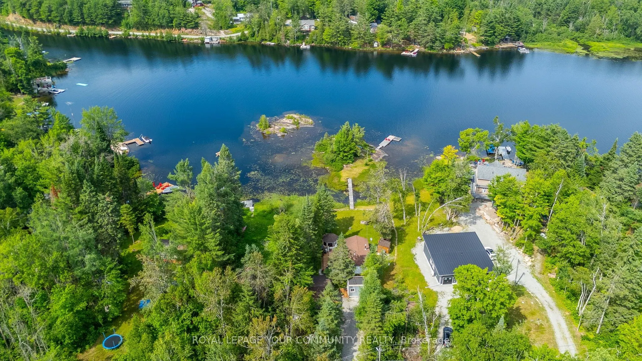 1139 Canuck Trail