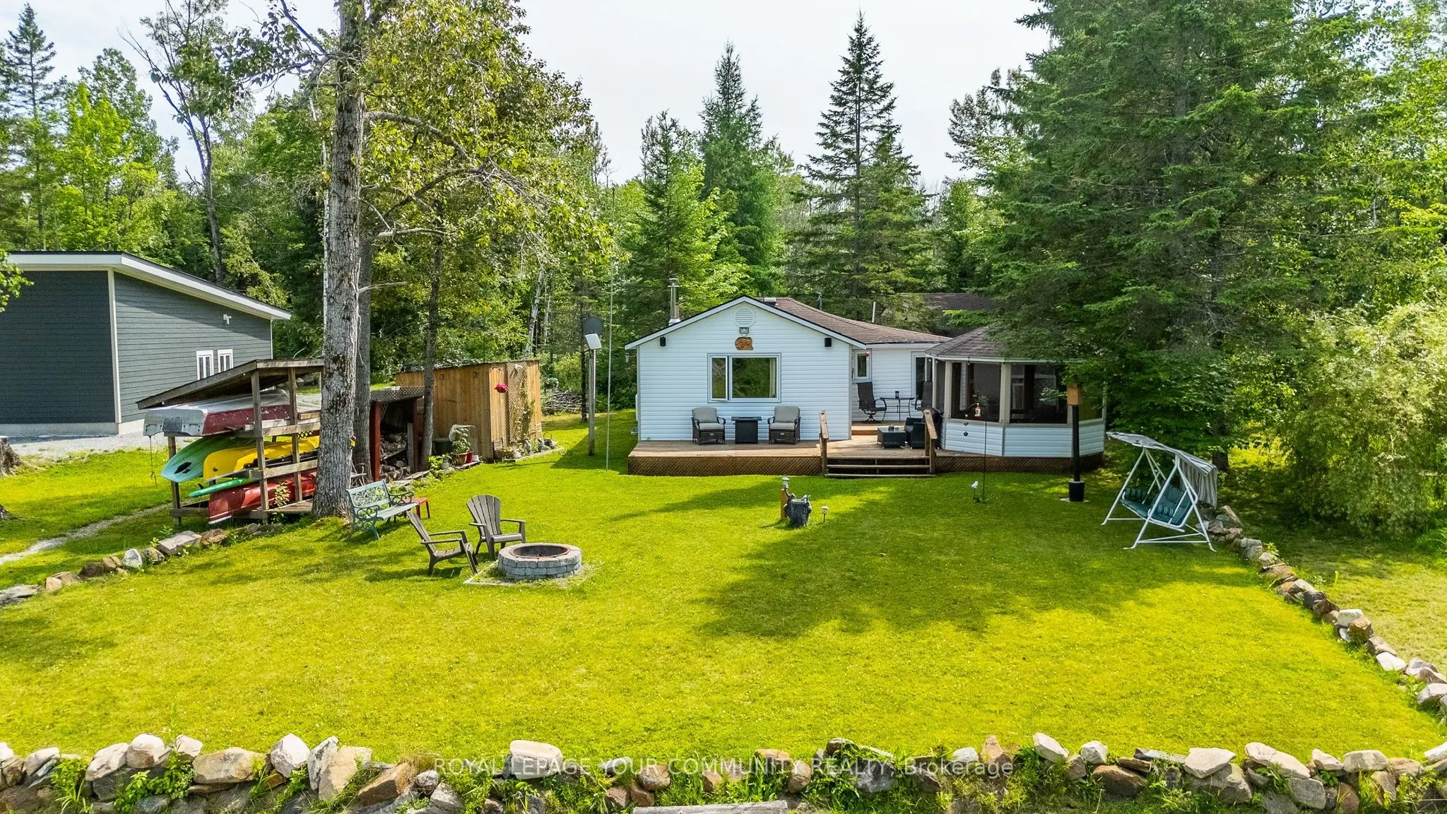1139 Canuck Trail