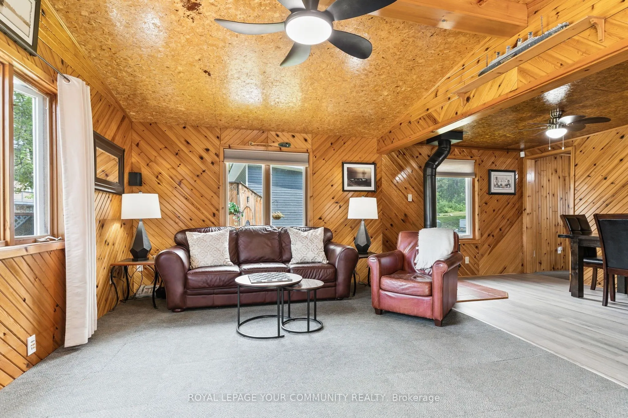 1139 Canuck Trail