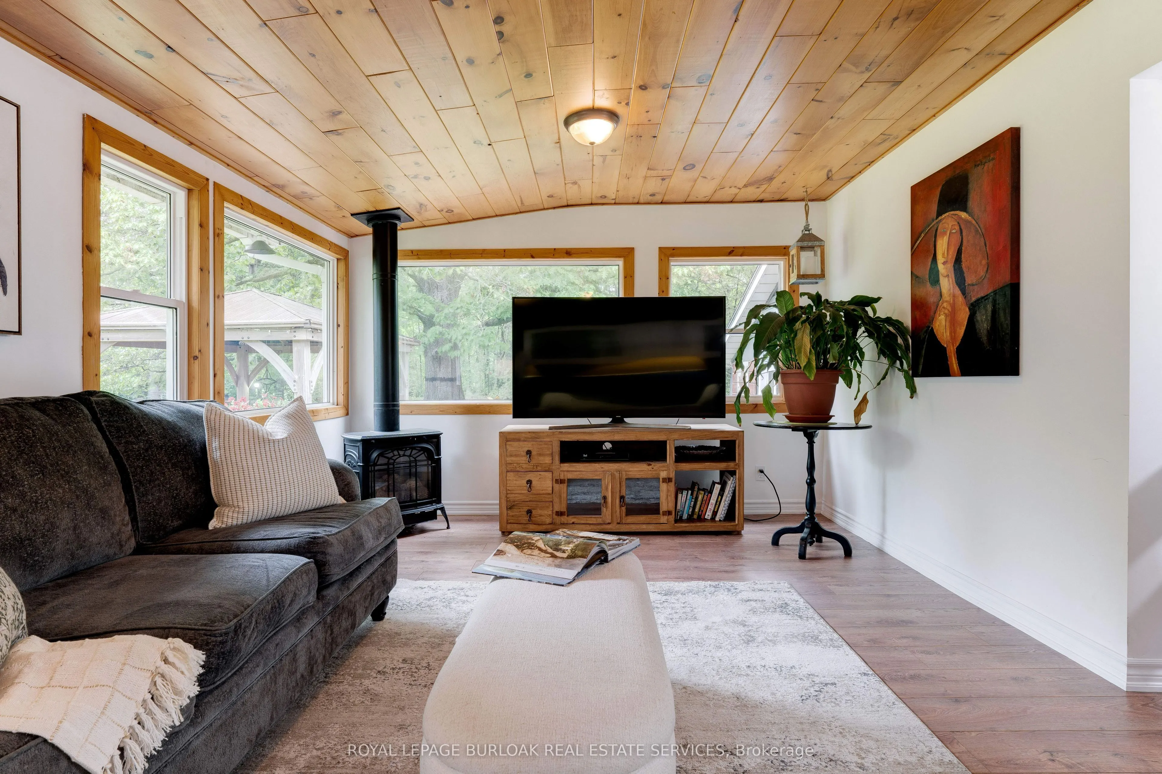 401 Lynden Road