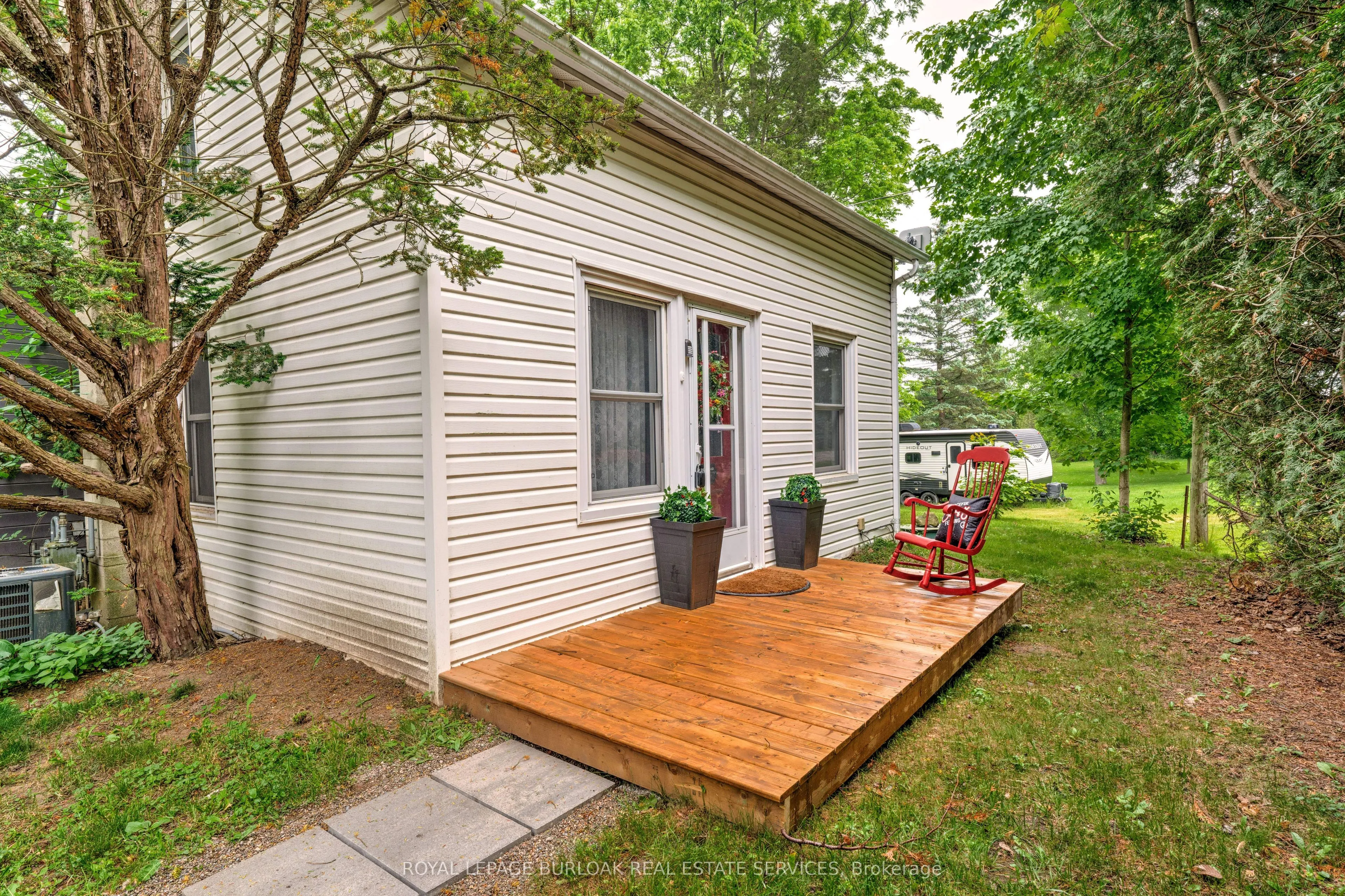 401 Lynden Road