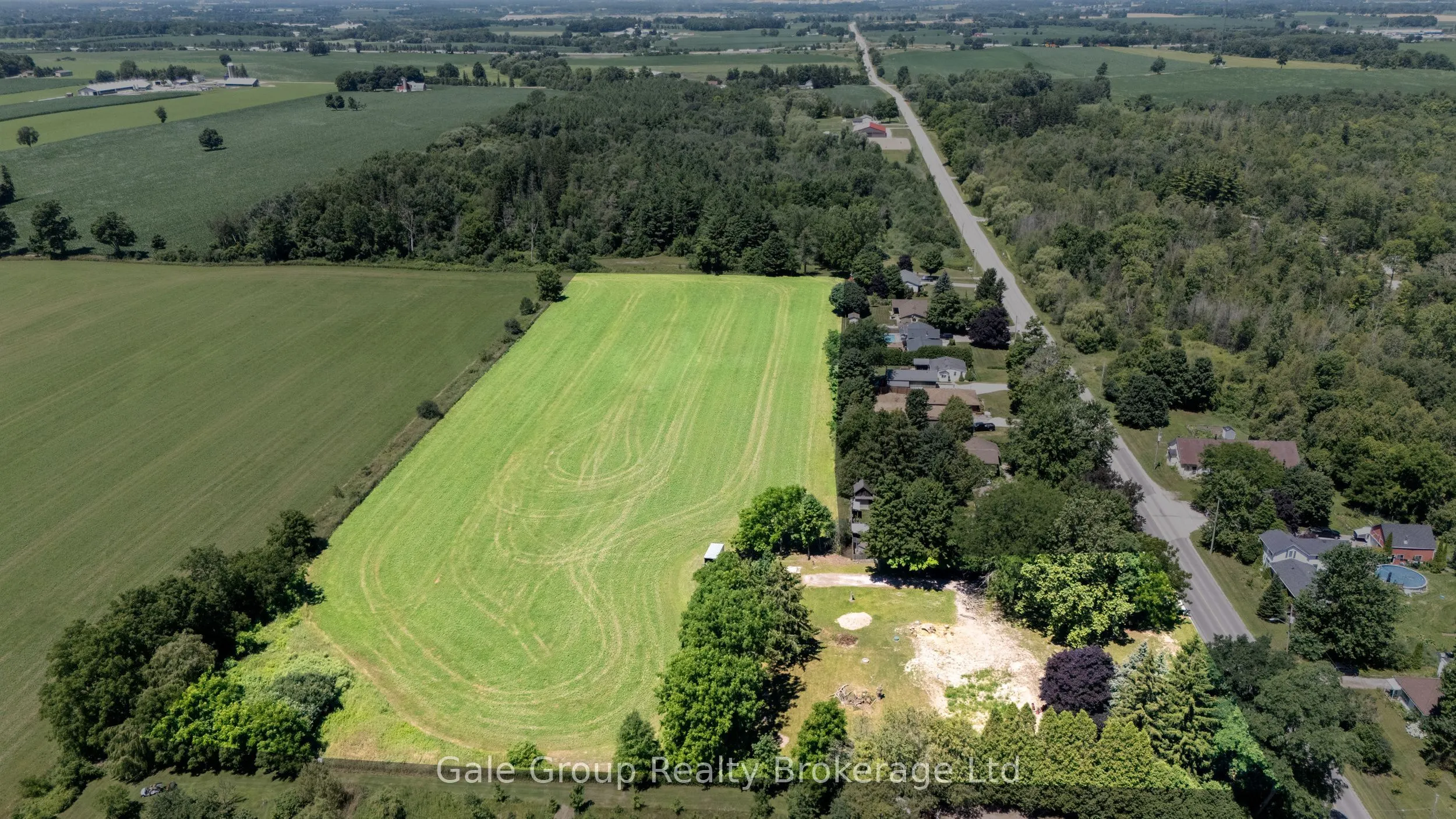 374127 Foldens Line