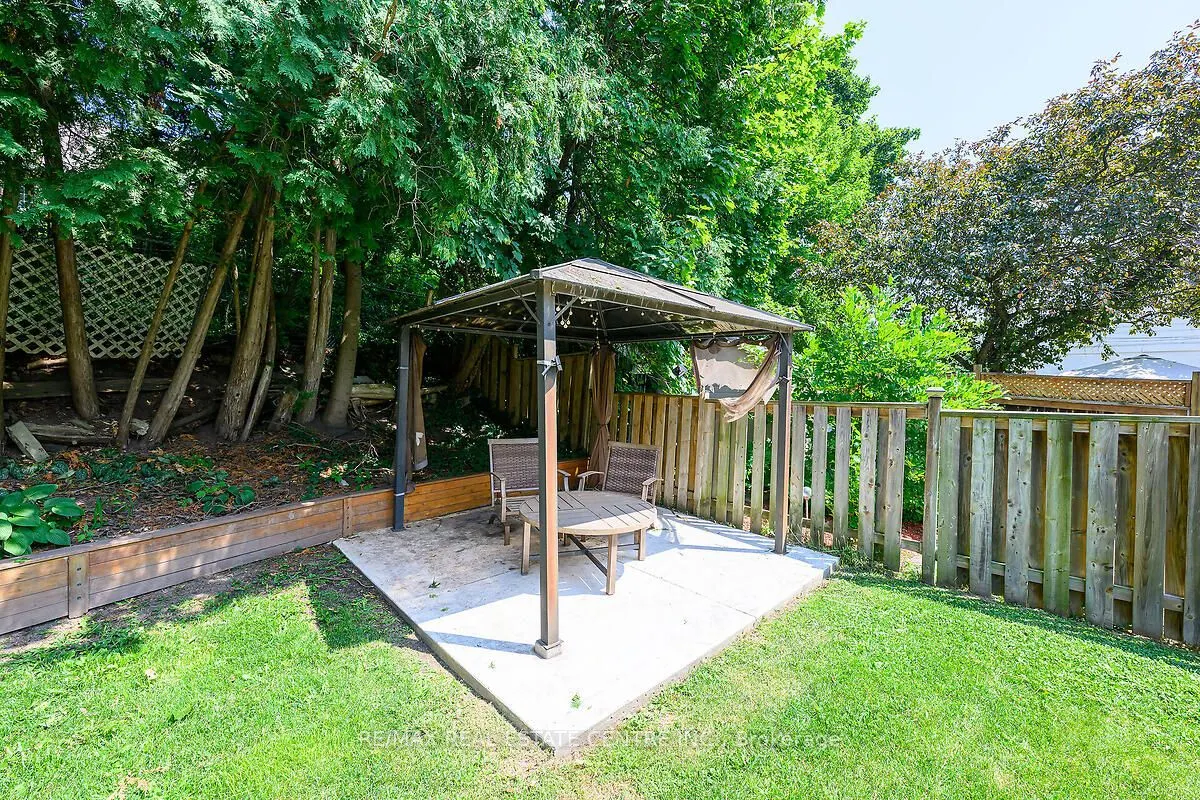 28 Marion Crescent