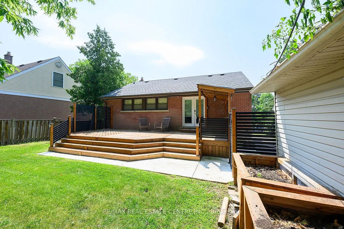 28 Marion Crescent