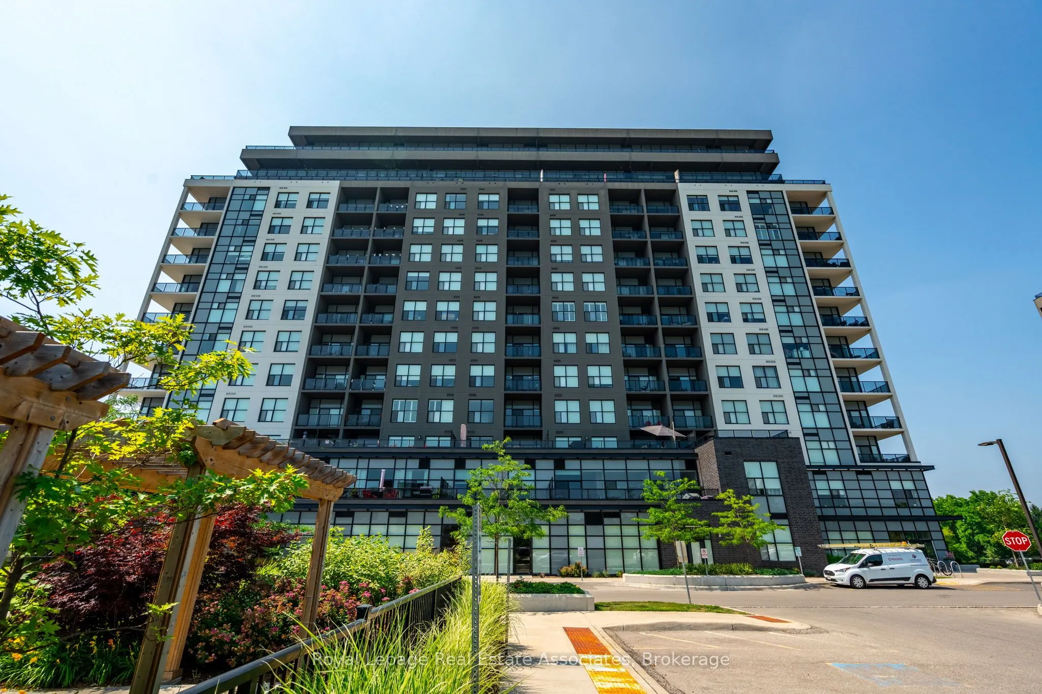 1878 Gordon Street, #814