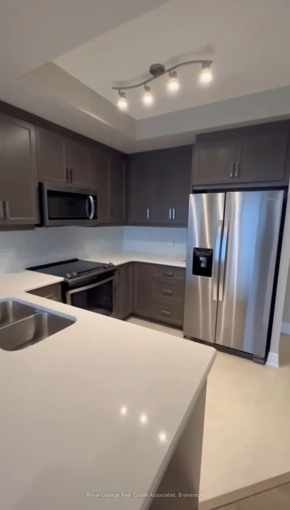 1878 Gordon Street, #814