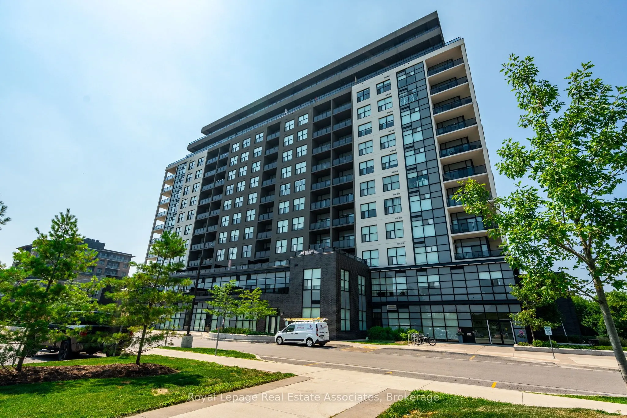 1878 Gordon Street, #814