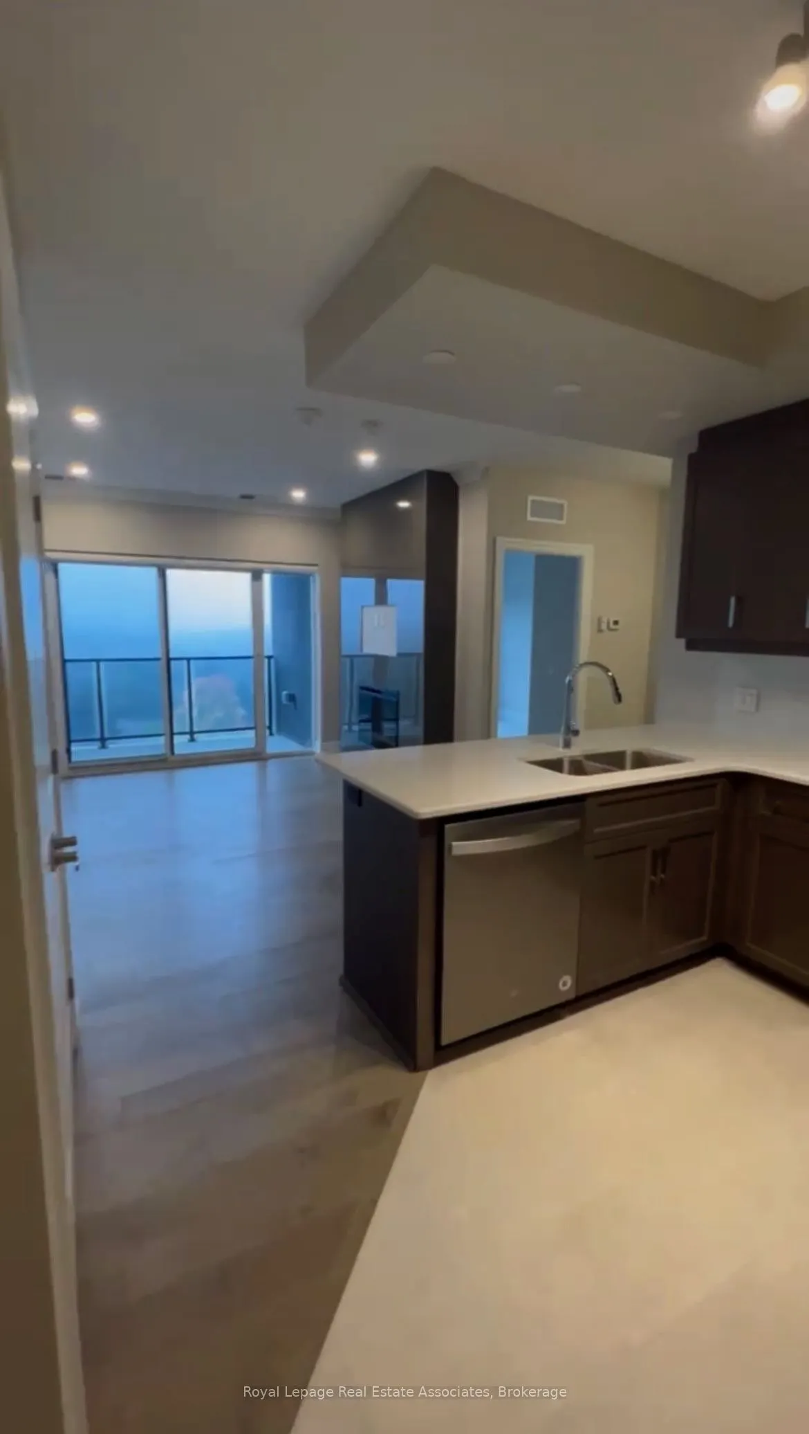 1878 Gordon Street, #814