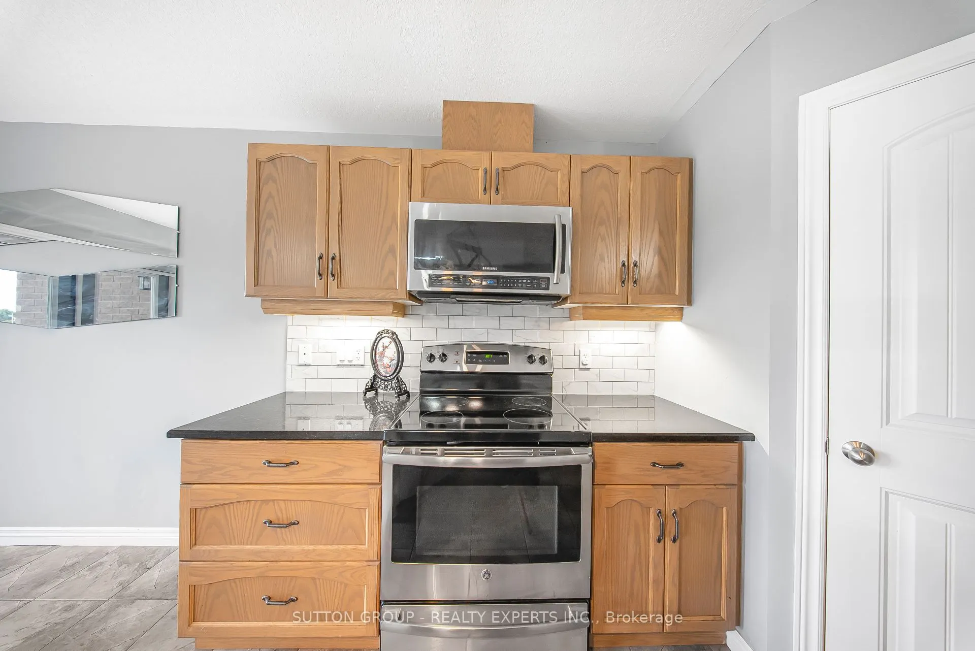 1441 Dunkirk Avenue