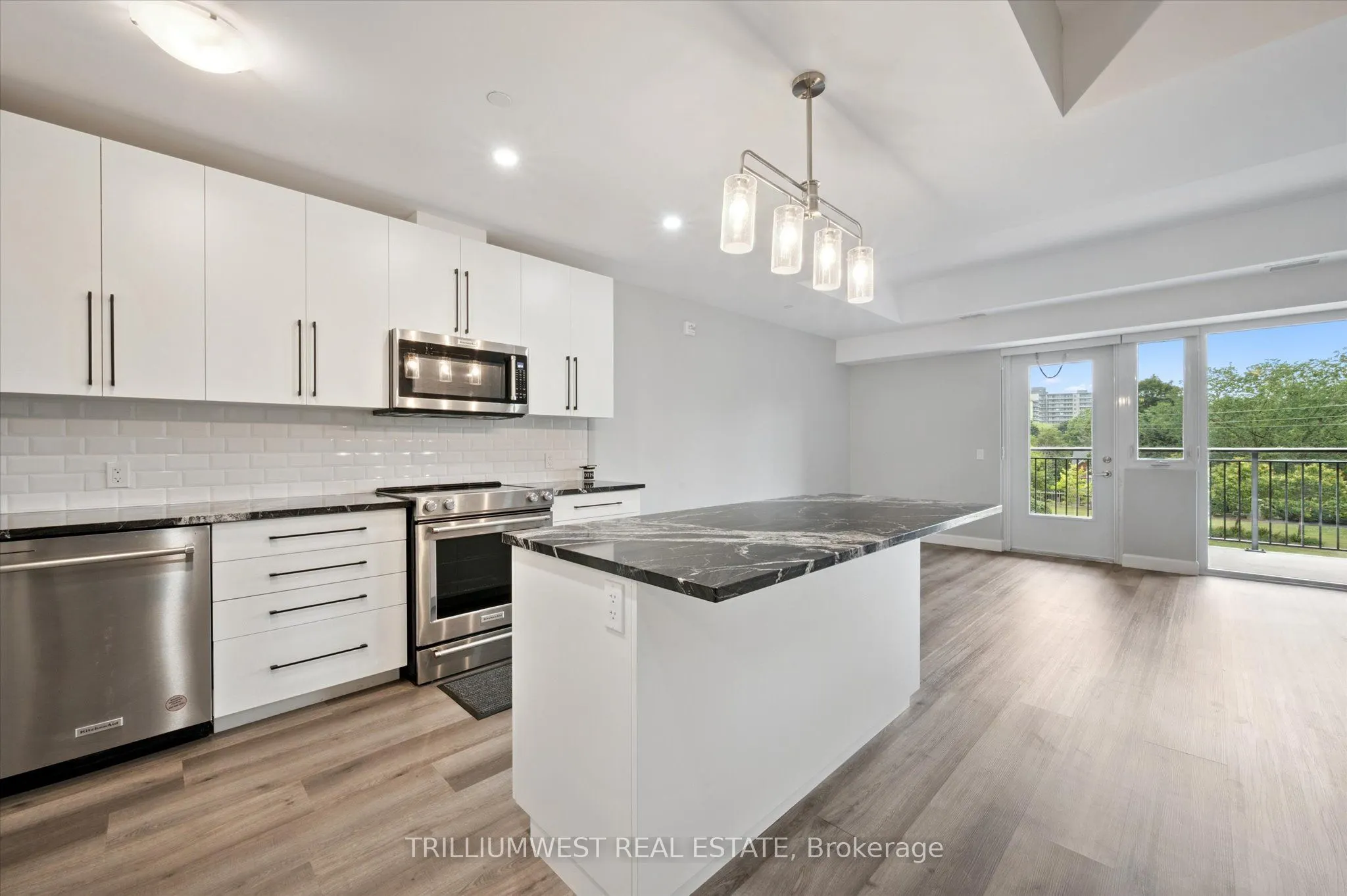 51 David Street, #206