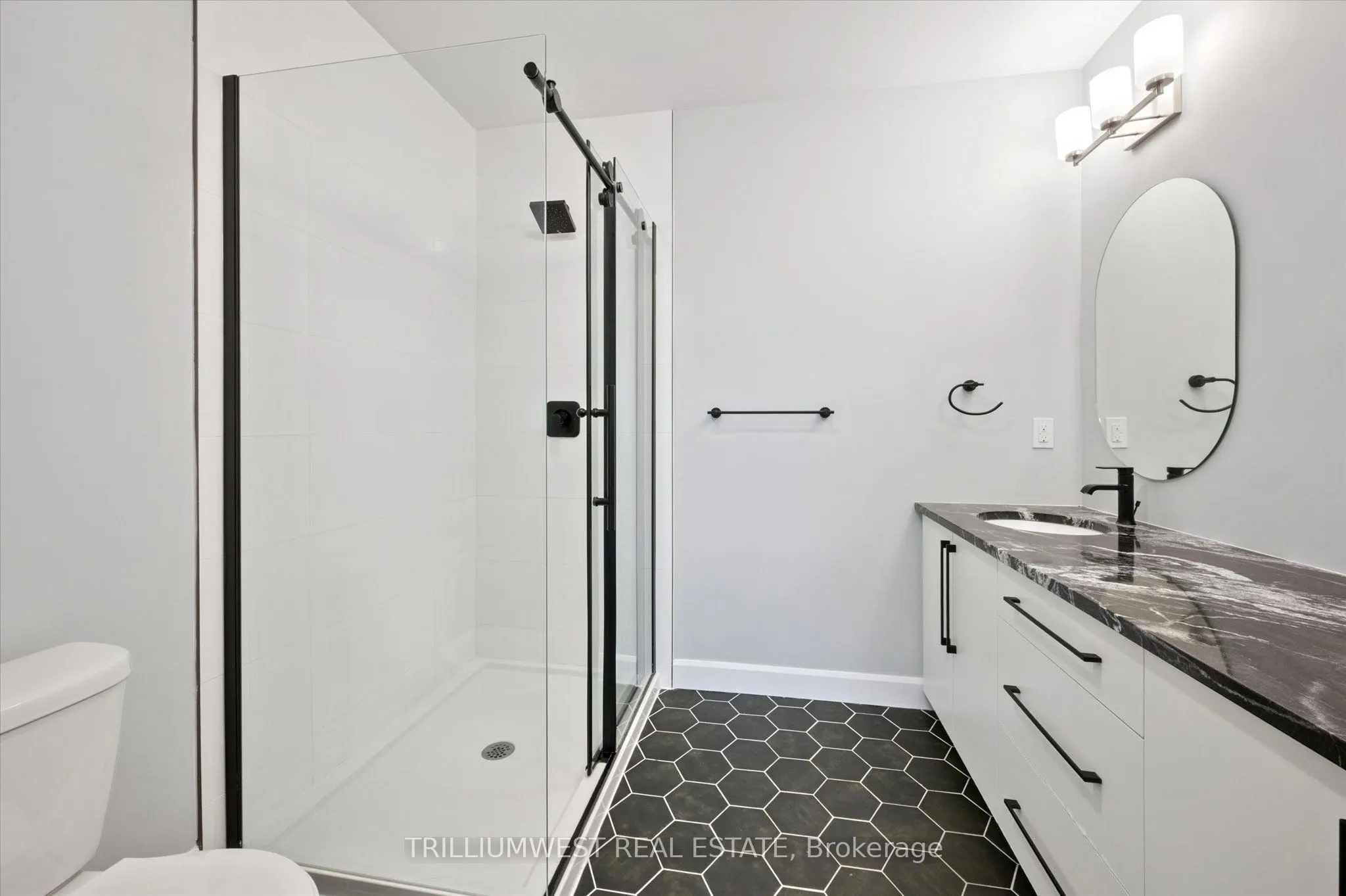 51 David Street, #206