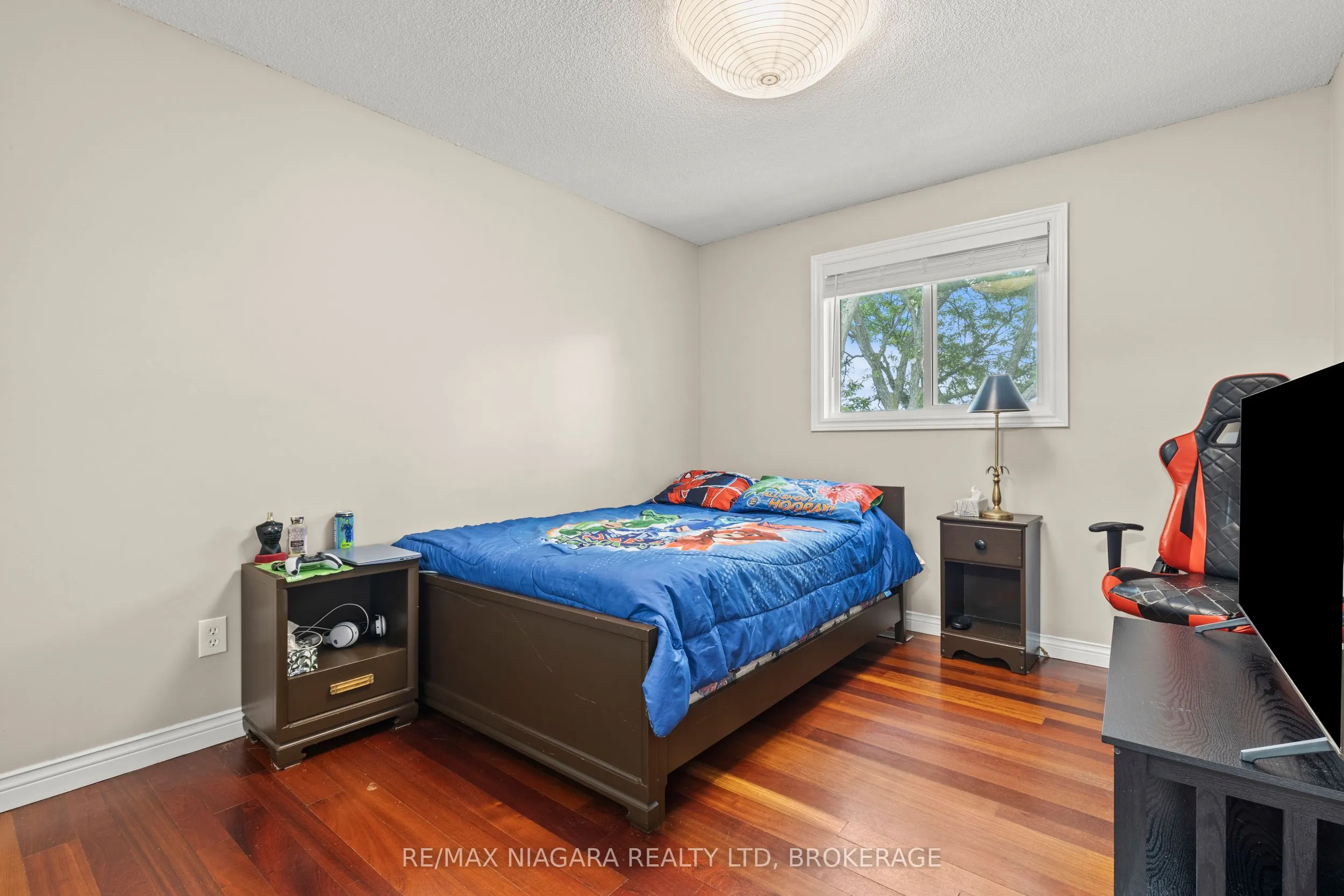 34 Dynasty Avenue, #13