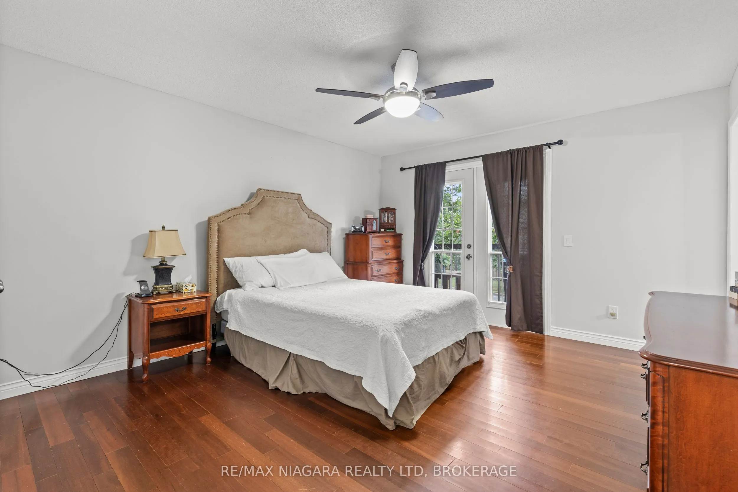 34 Dynasty Avenue, #13