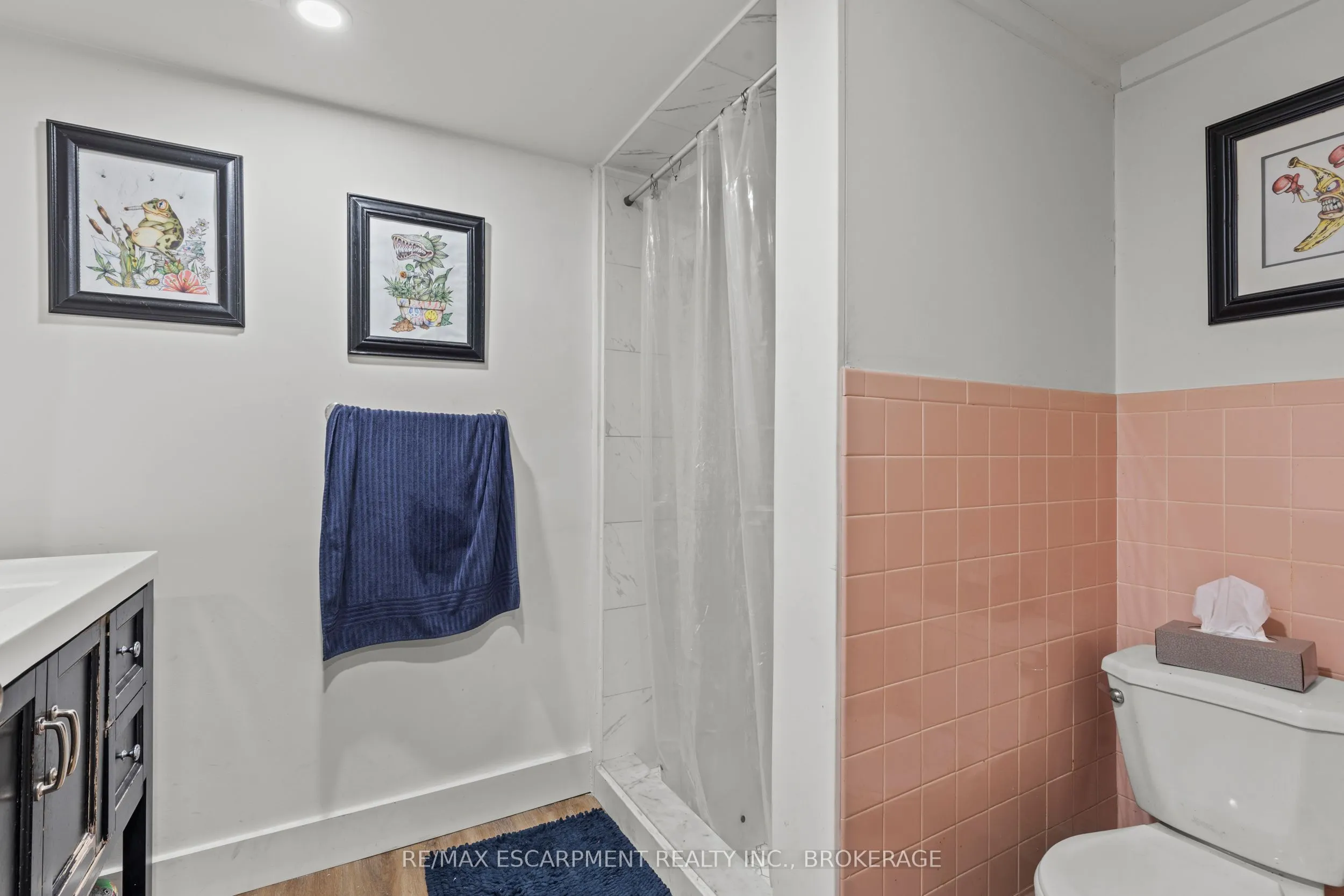 4252 William Street