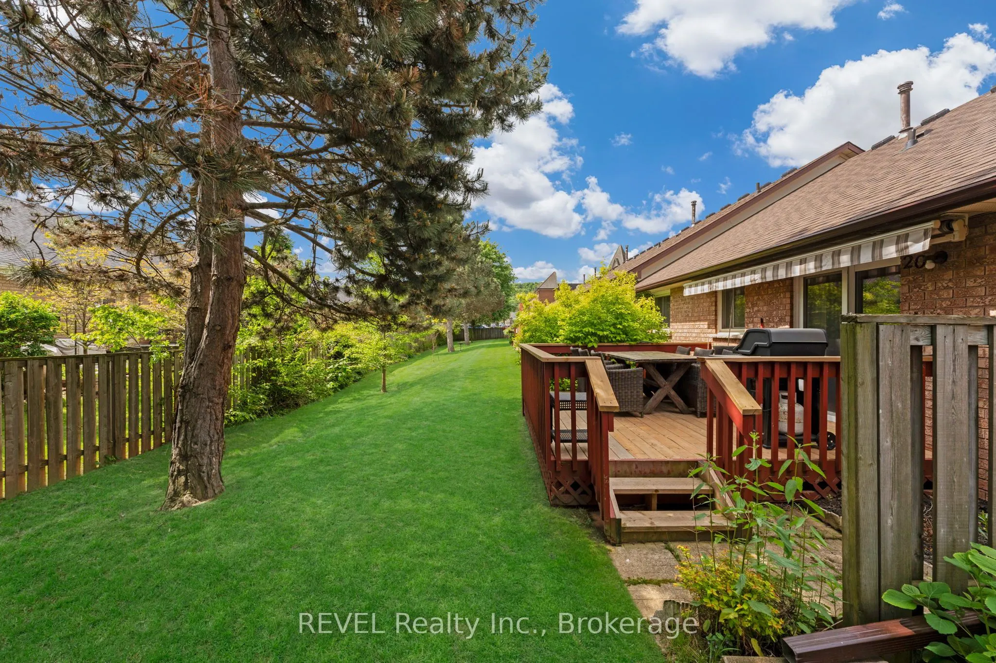 10 Wentworth Drive, #20