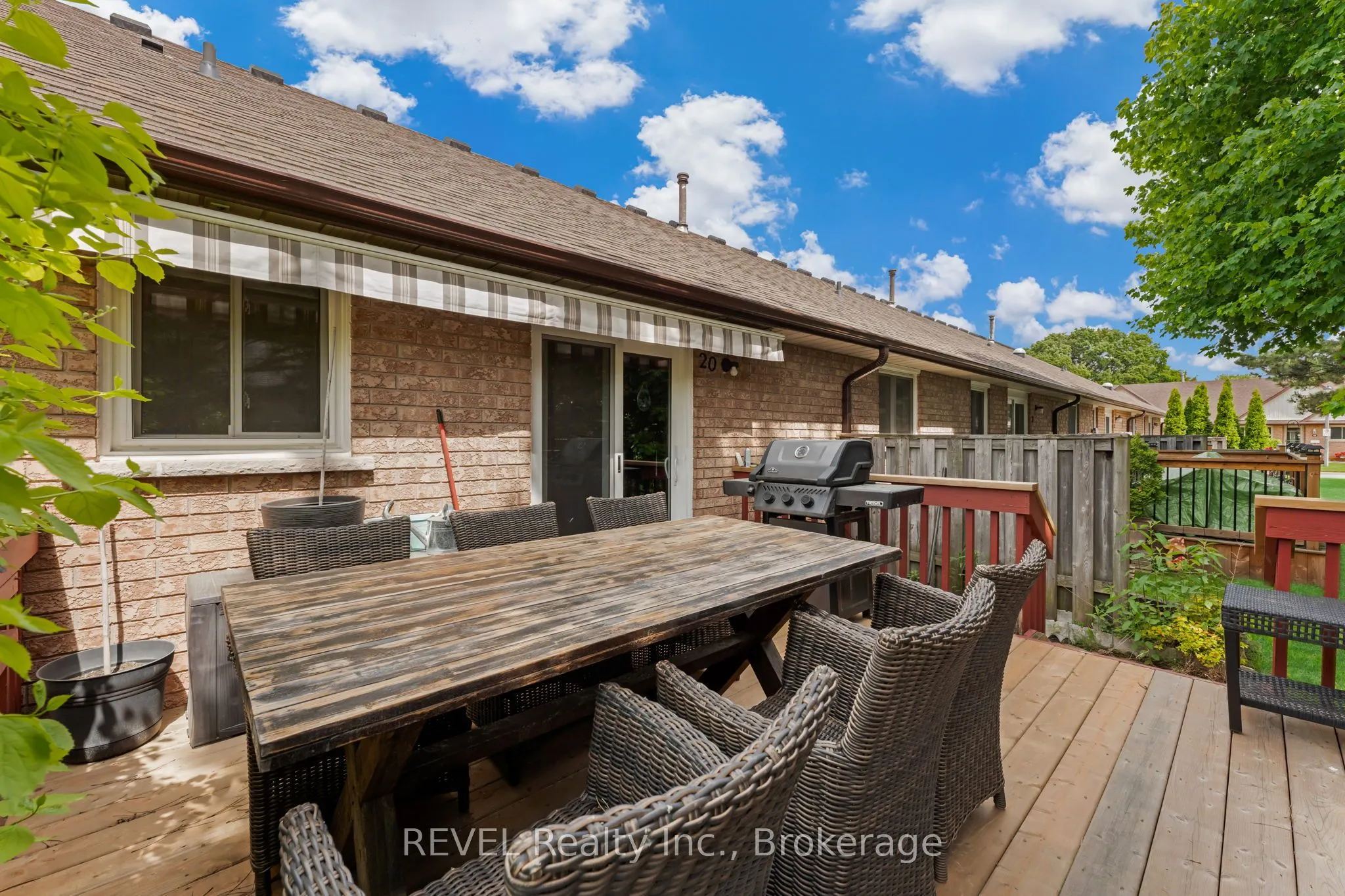 10 Wentworth Drive, #20