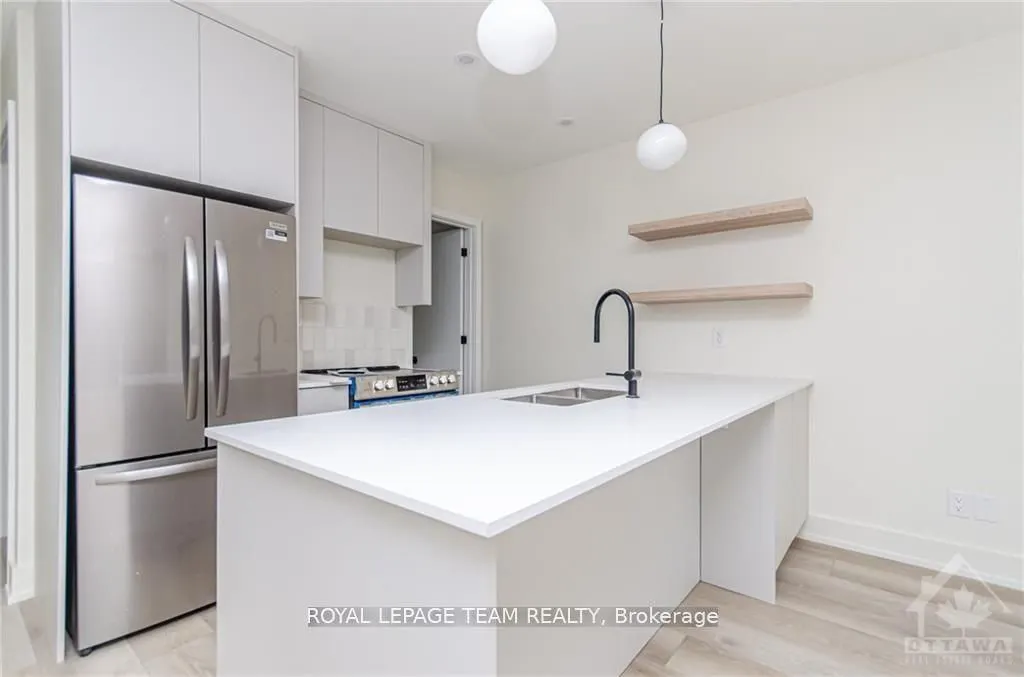13B FIFTH Avenue, #2