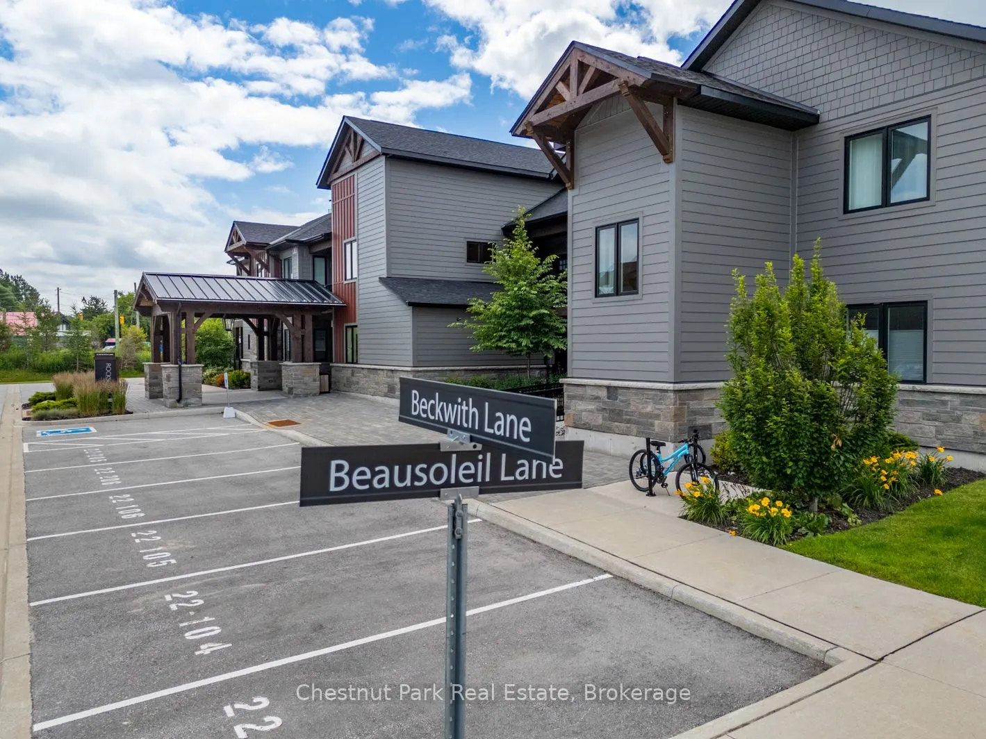 22 Beckwith Lane, #105