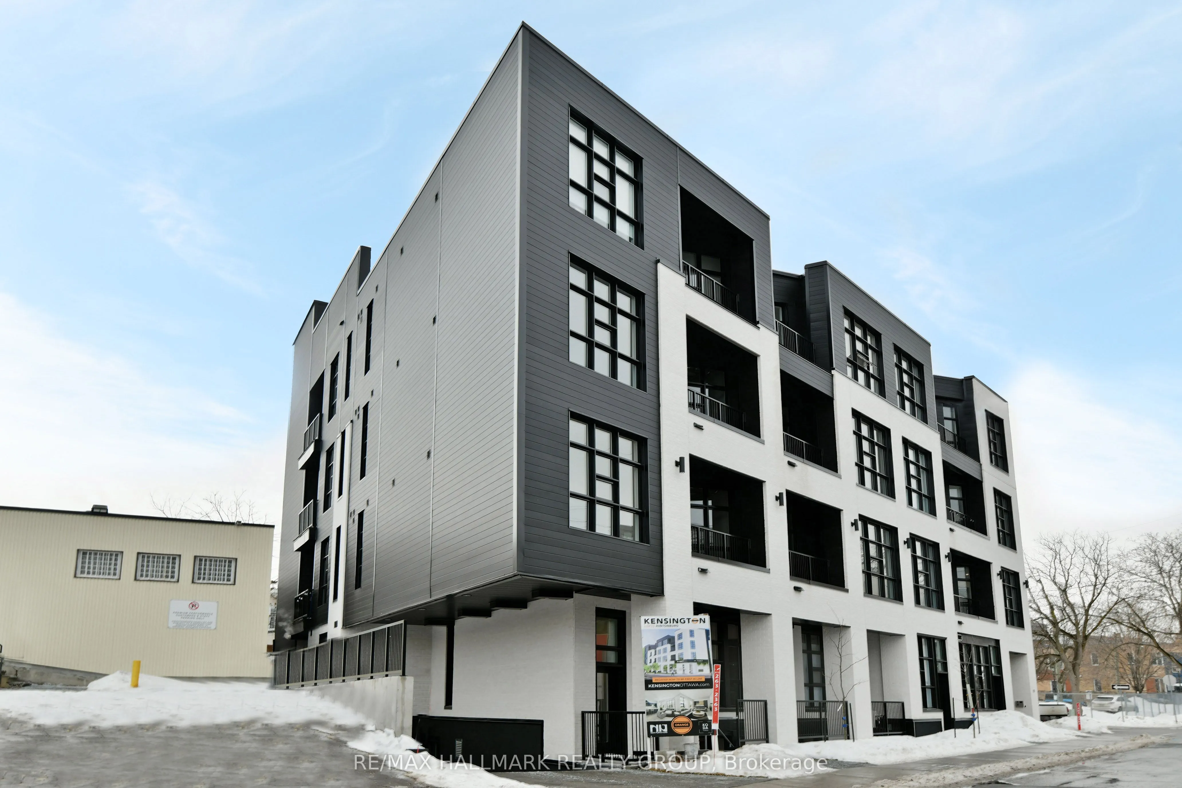 101 PINHEY Street, #103