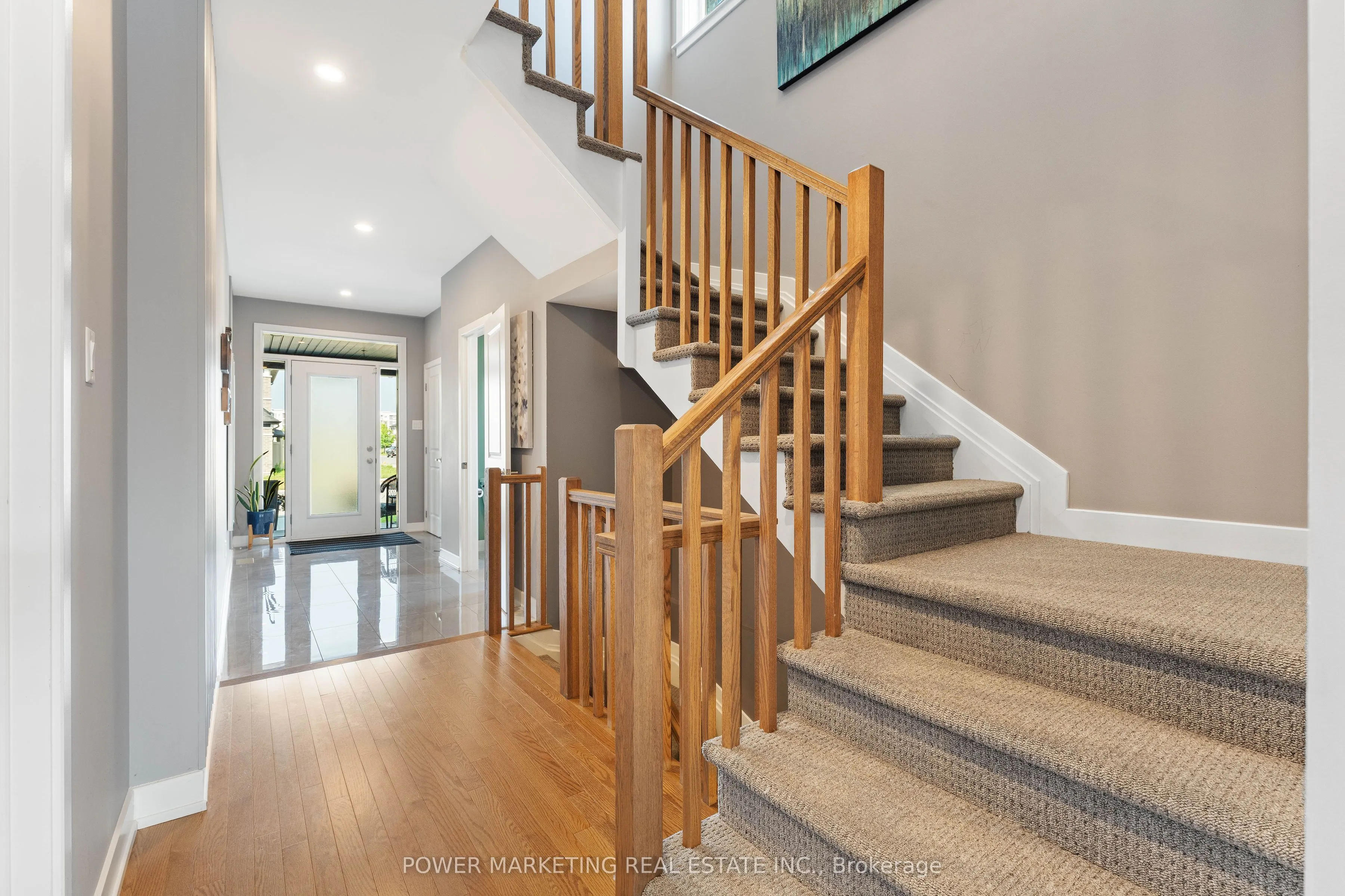 74 Finsbury Avenue