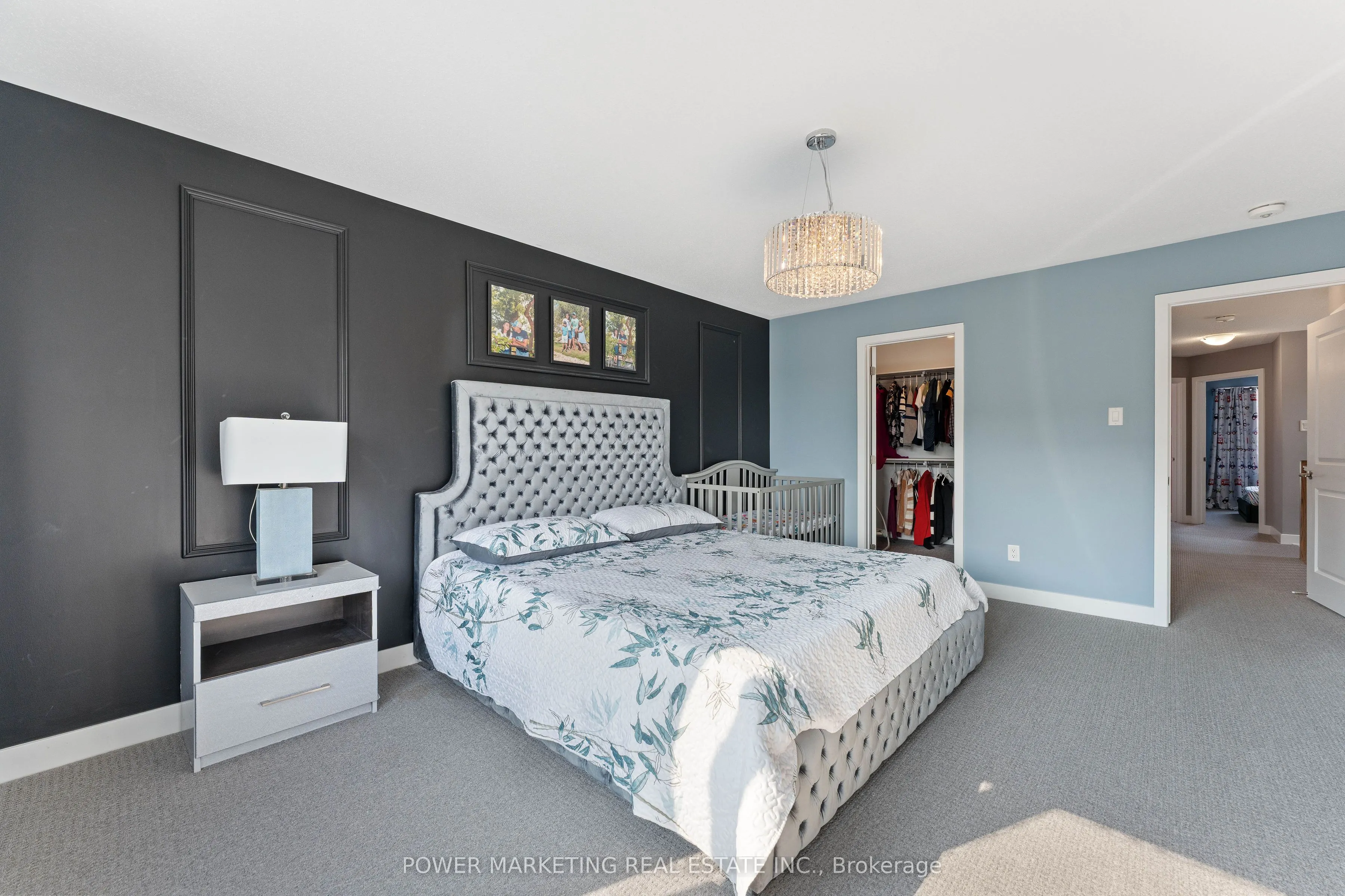 74 Finsbury Avenue
