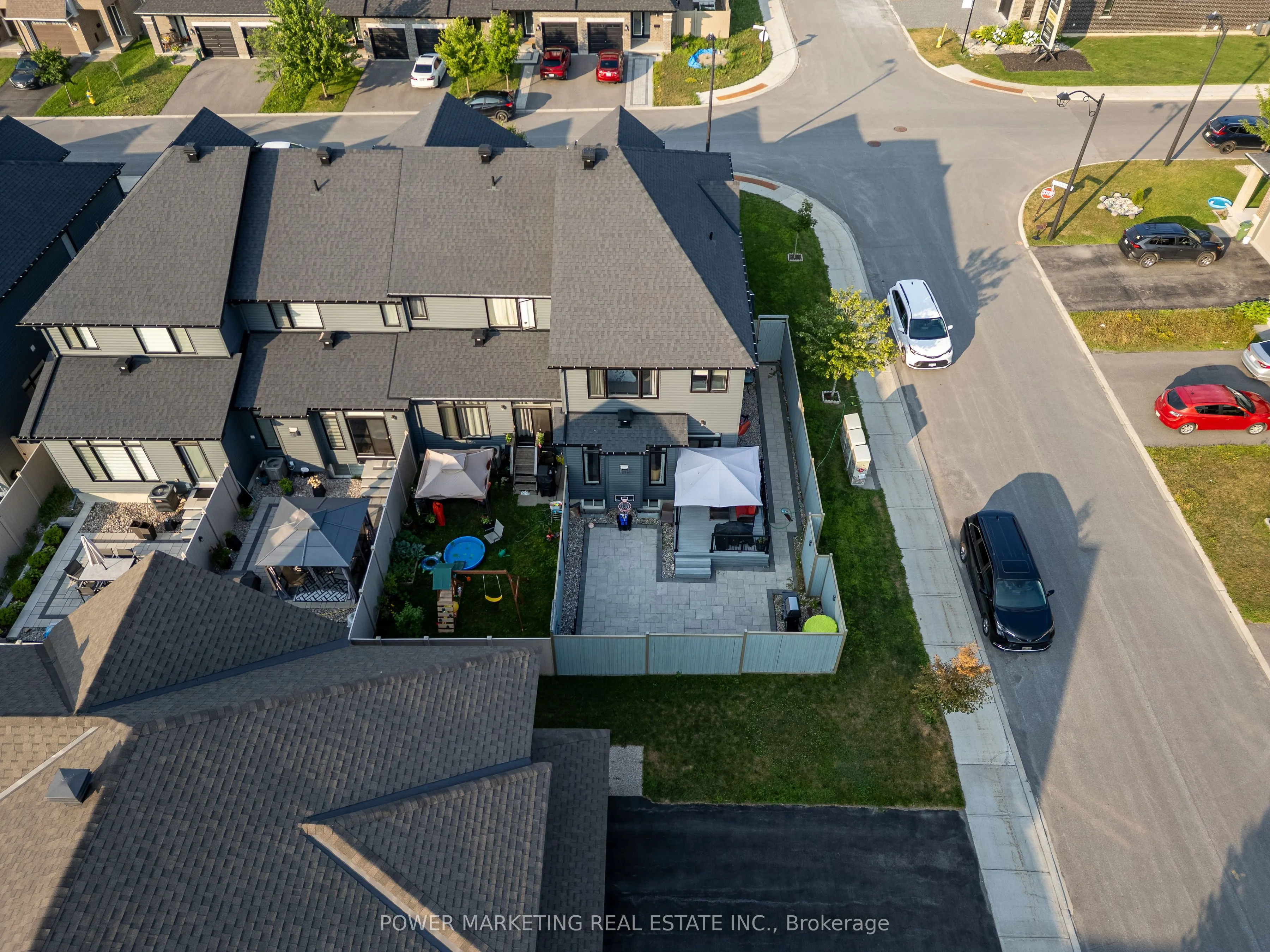 74 Finsbury Avenue
