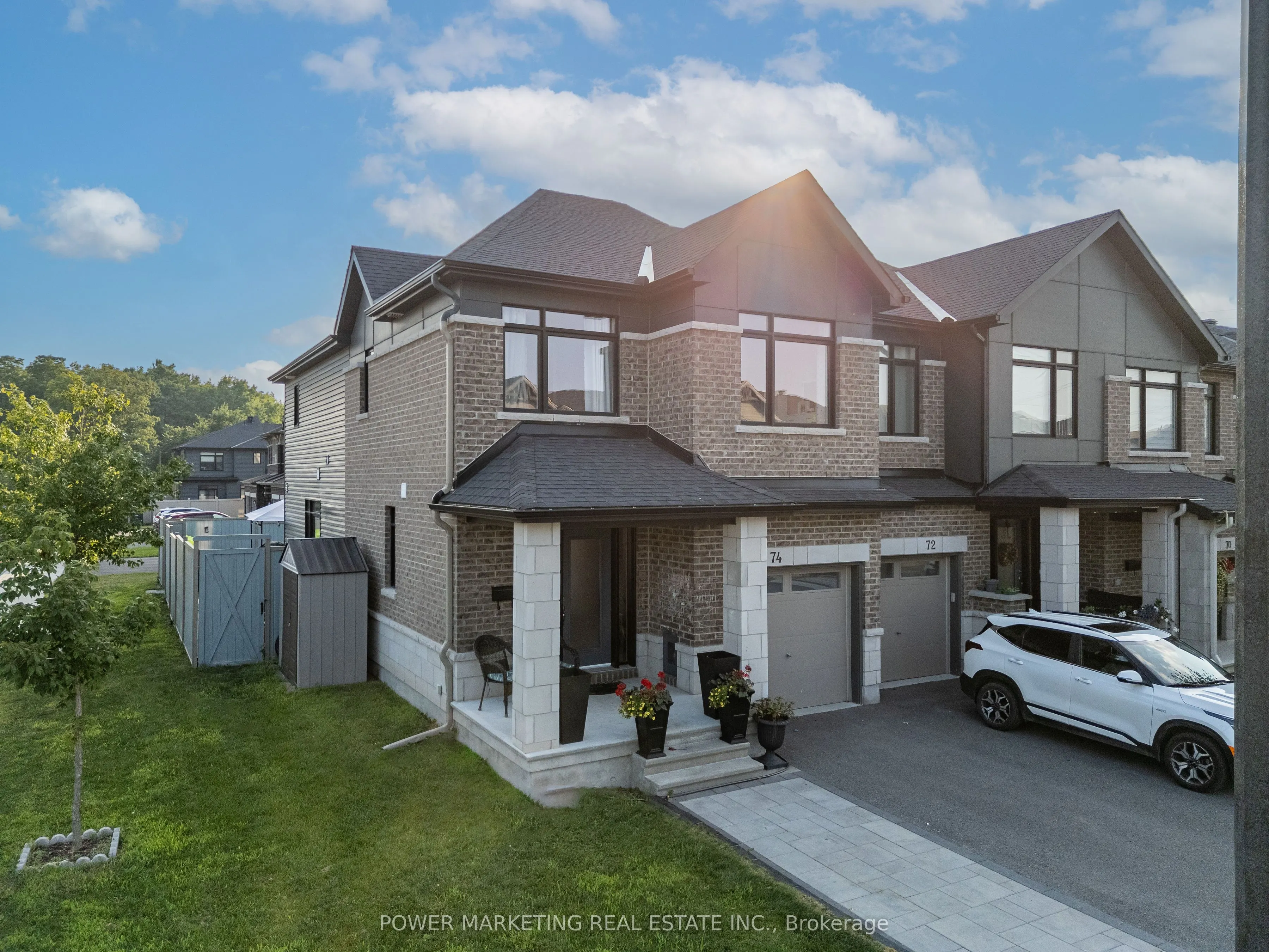 74 Finsbury Avenue