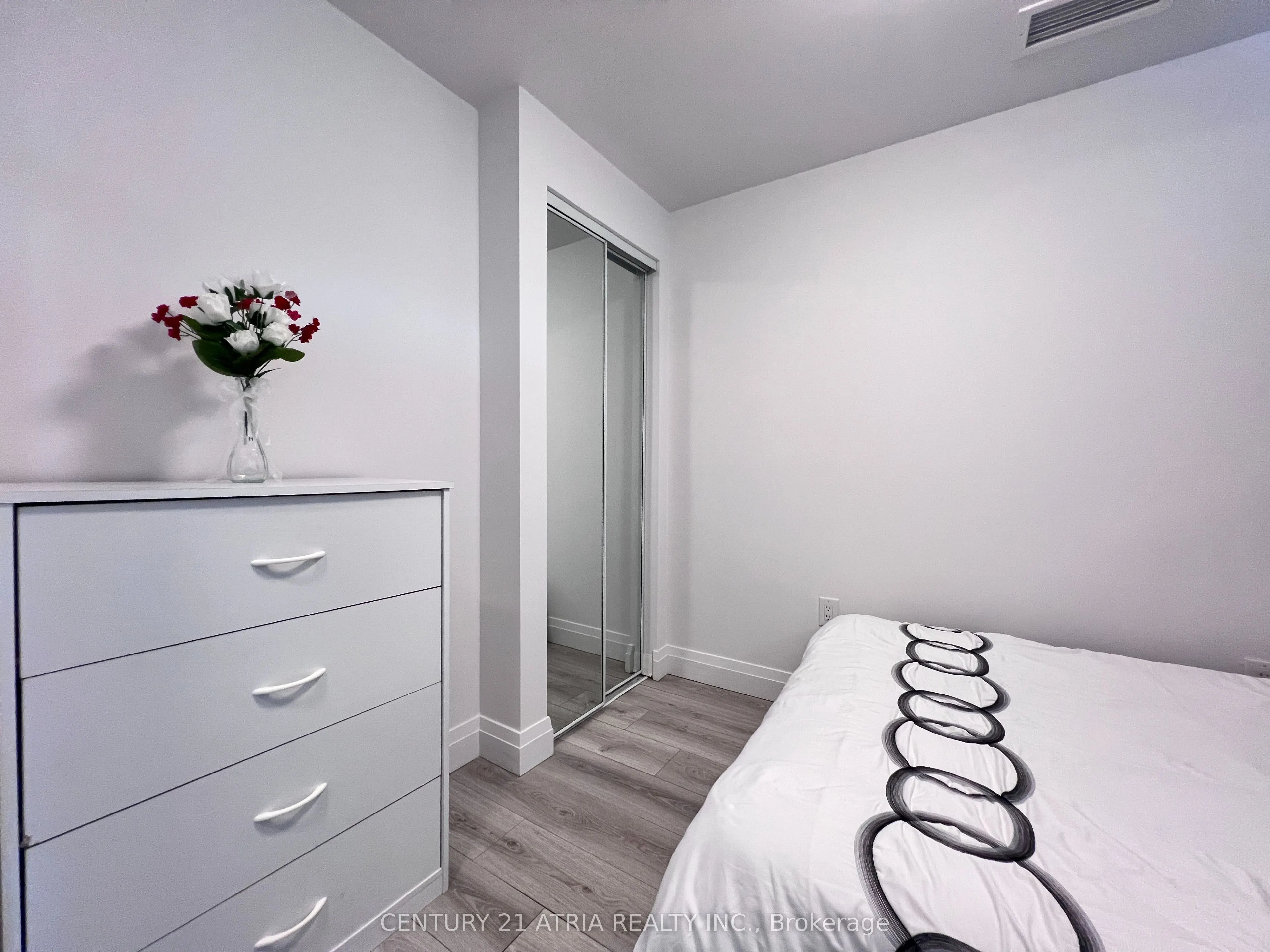 652 Princess Street, #411
