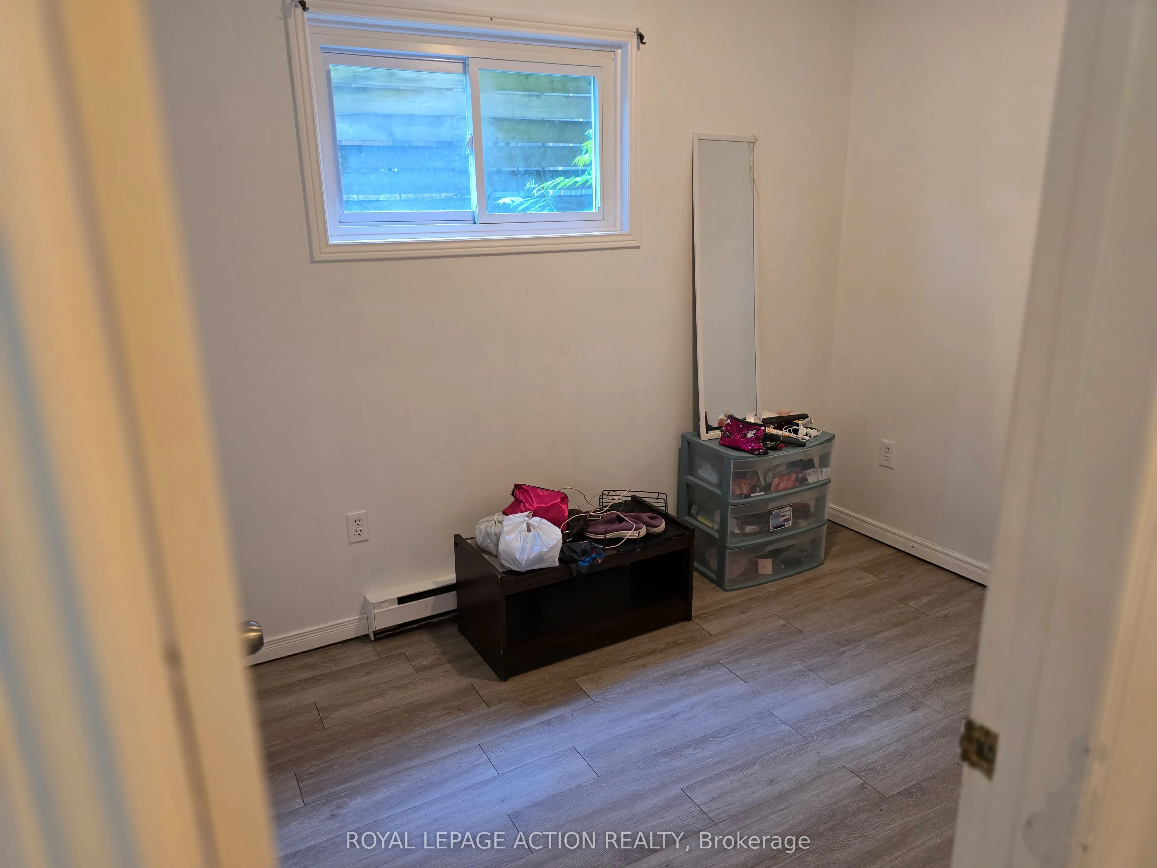708 Oxford Street E