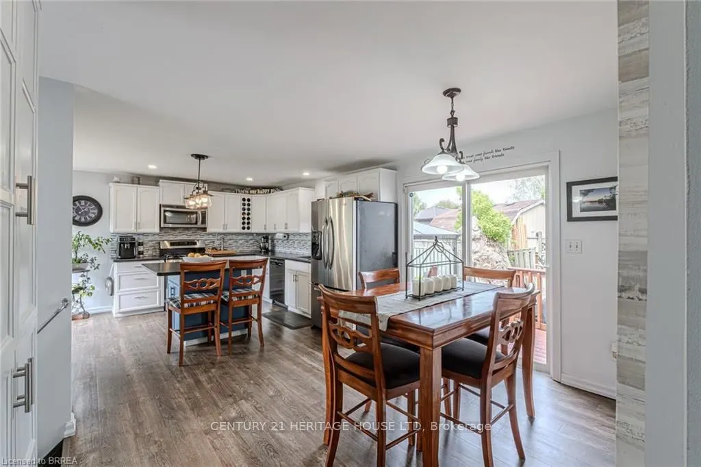 388 Mckellar Street