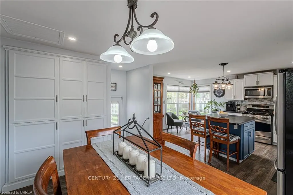 388 Mckellar Street