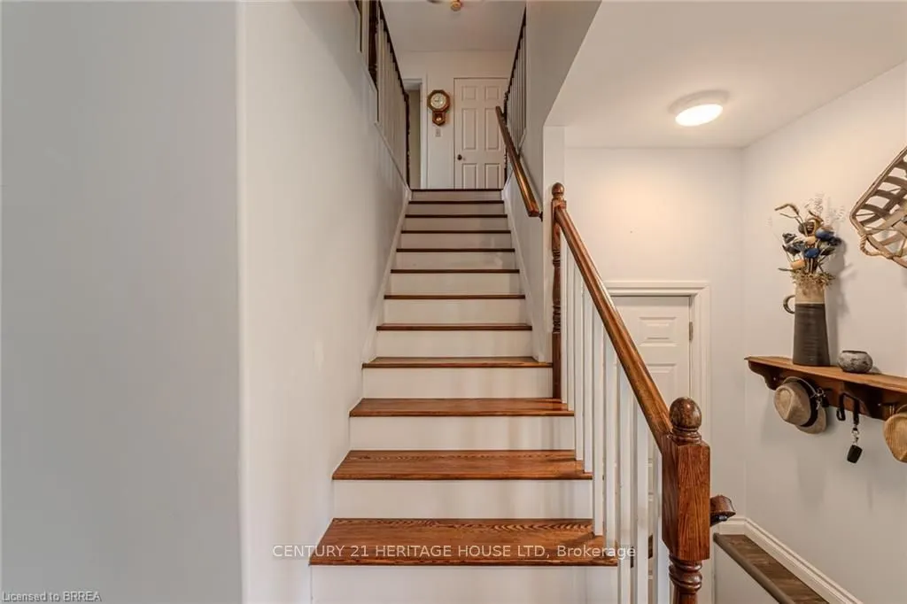 388 Mckellar Street