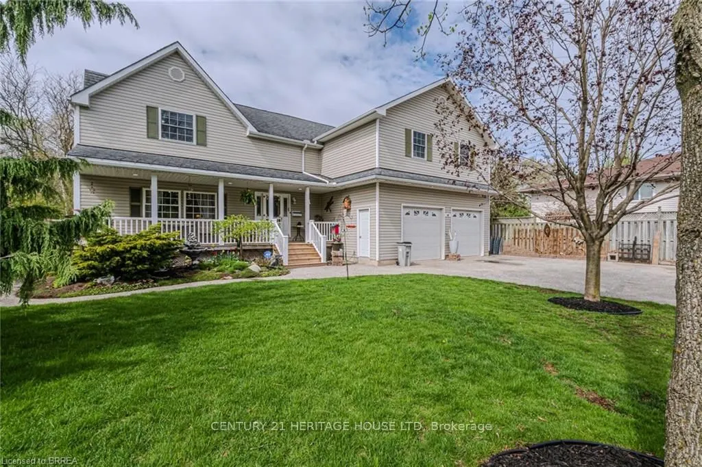 388 Mckellar Street