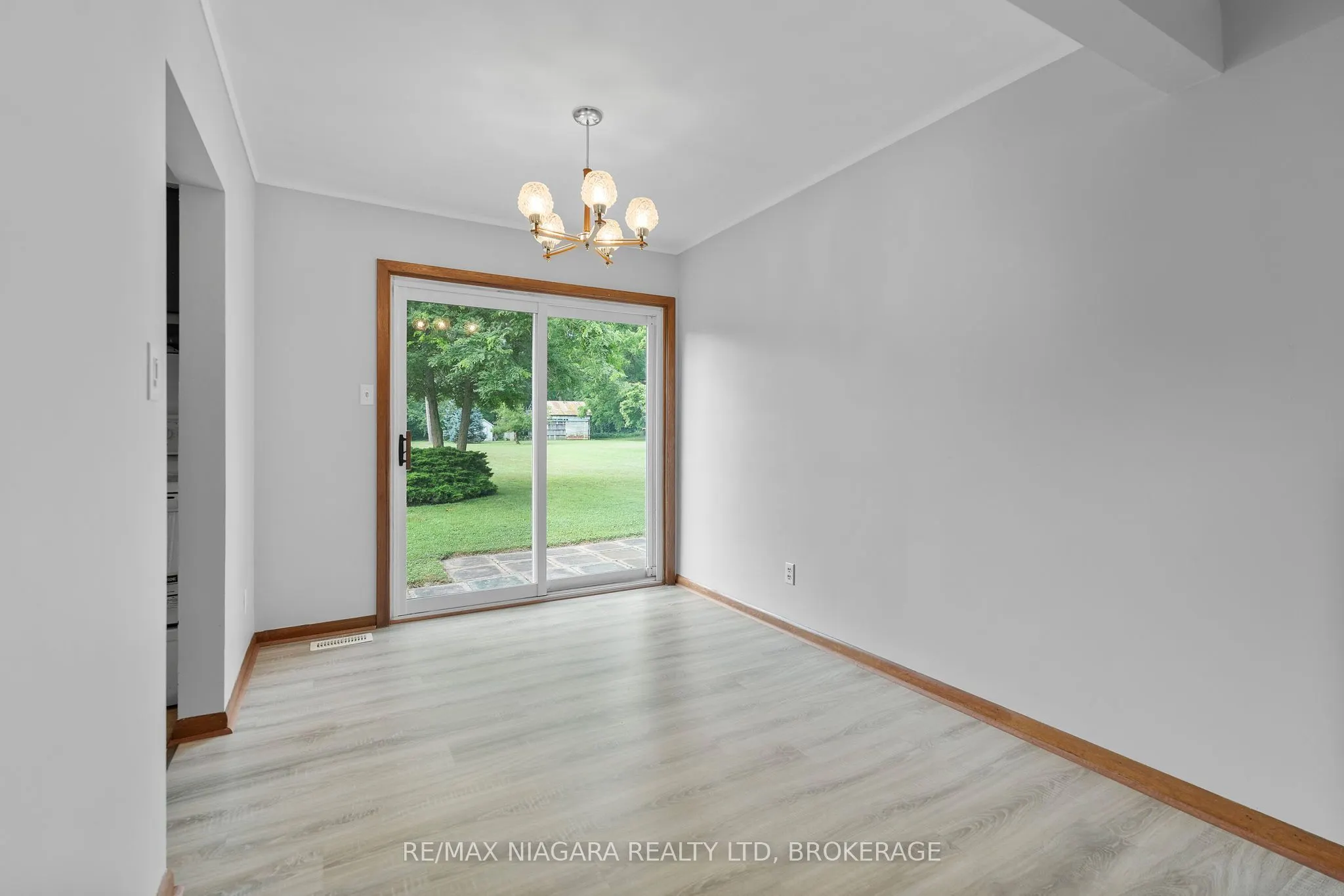 3759 Highland Drive