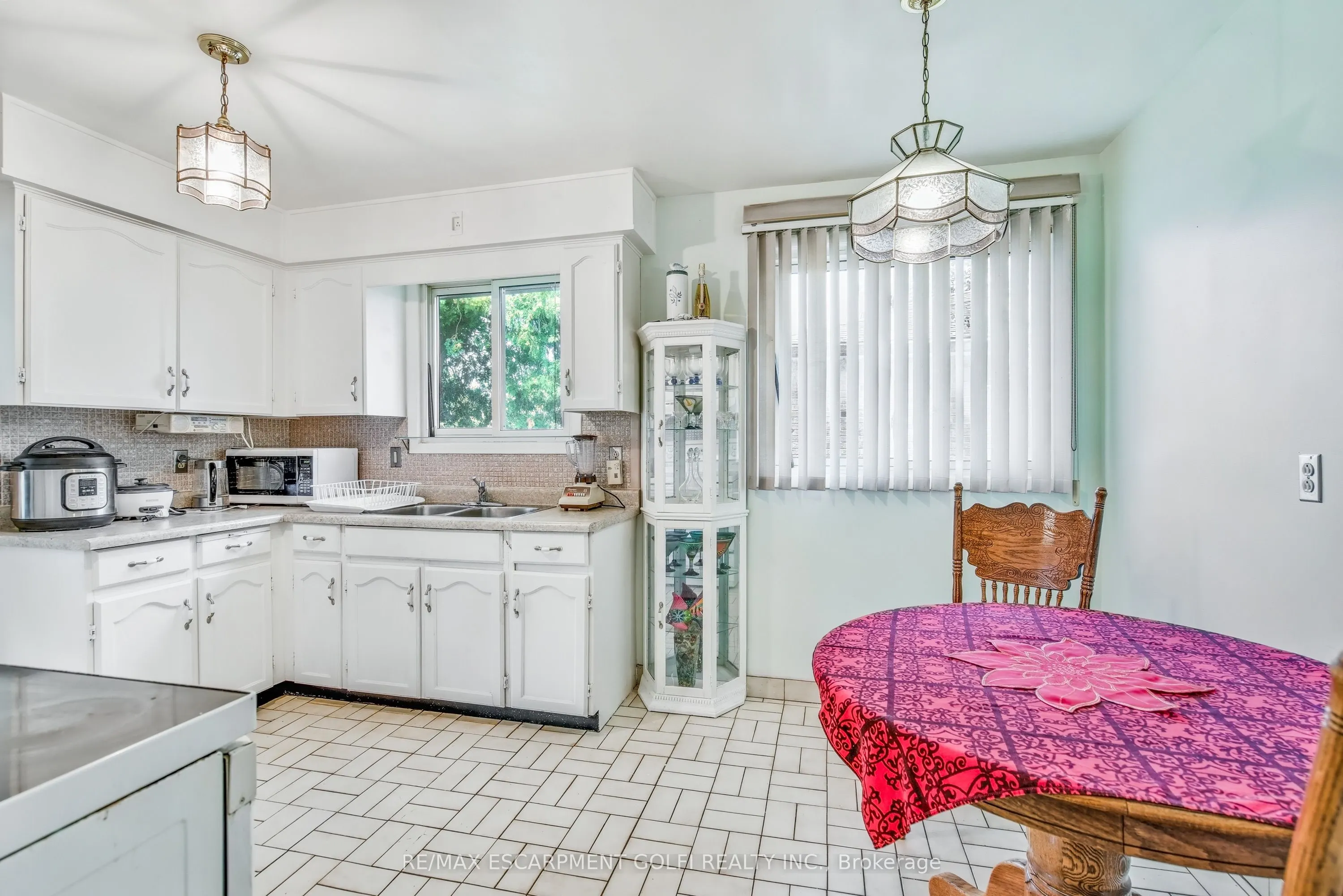 348 Barrick Road