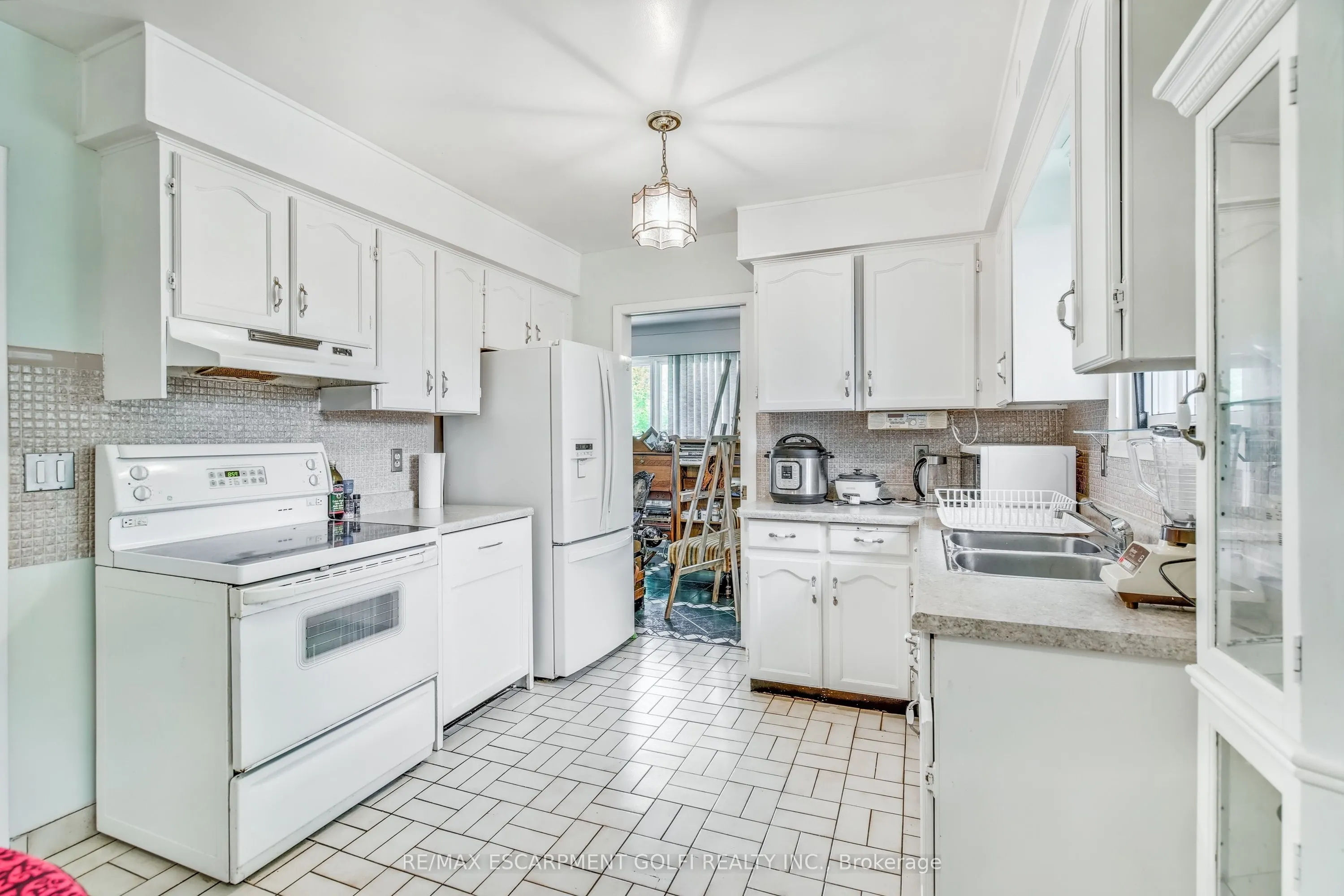 348 Barrick Road