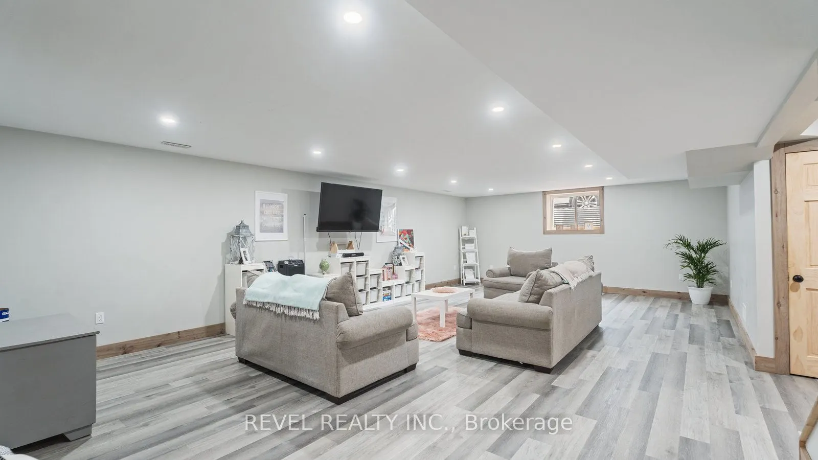 6 Kings Lane