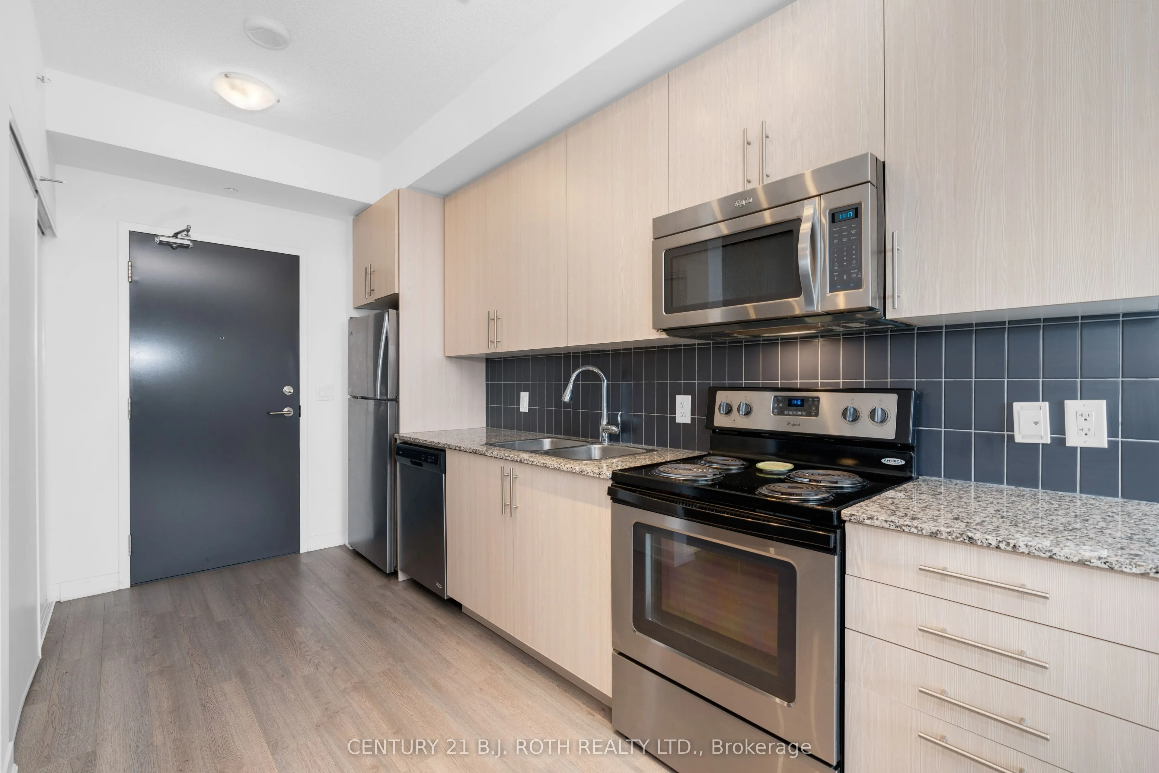 85 Duke Street W, #1507