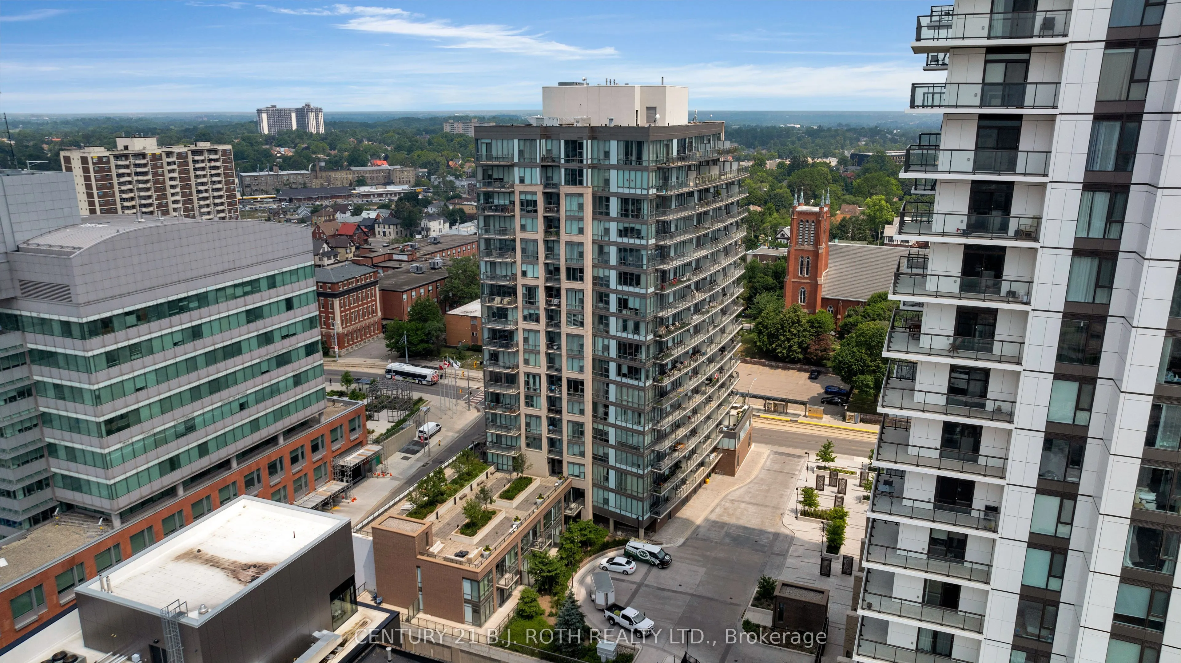 85 Duke Street W, #1507