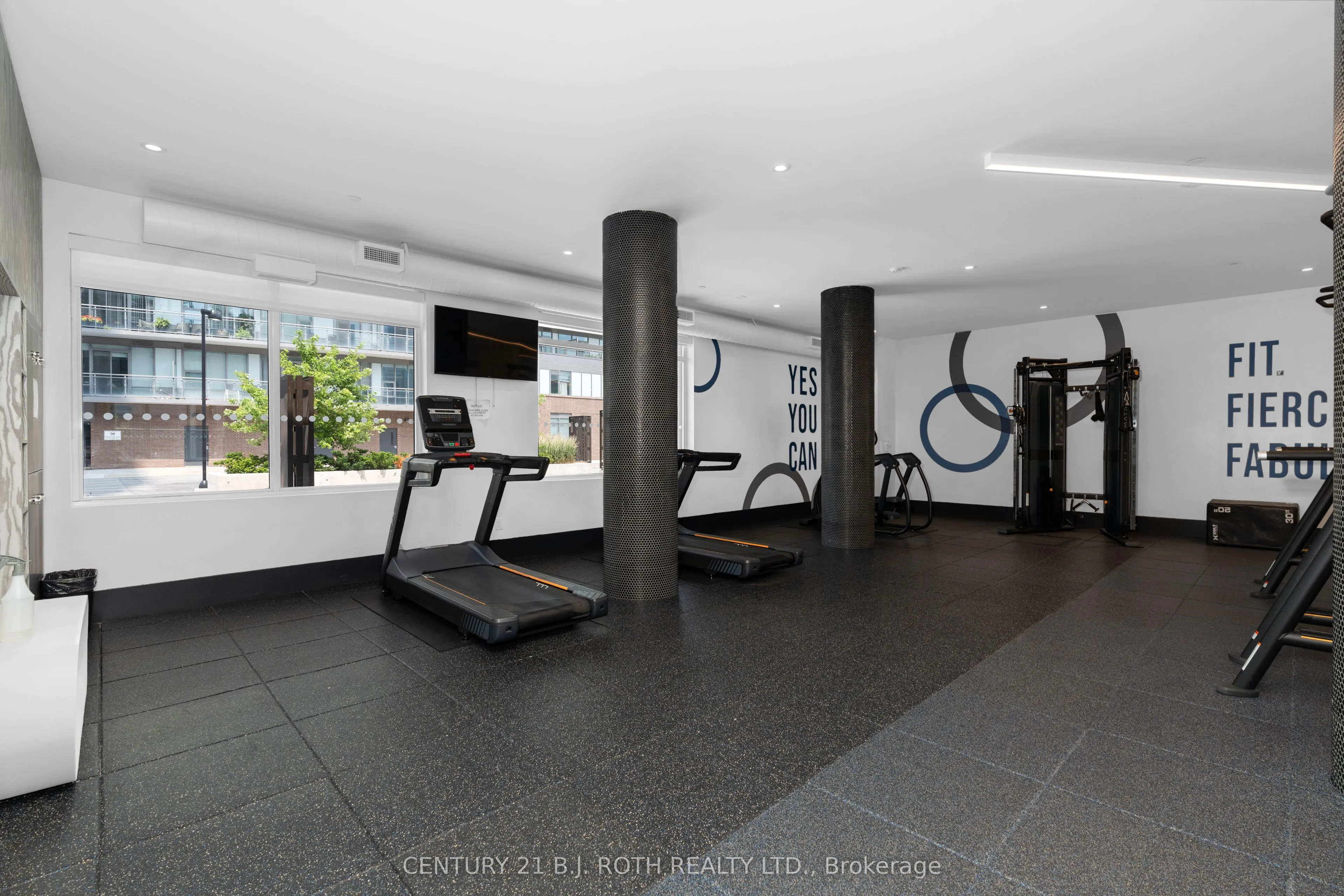 85 Duke Street W, #1507
